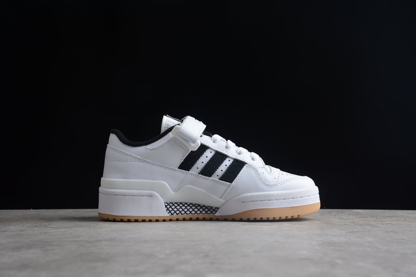 Adidas Forum 84 Low G25813