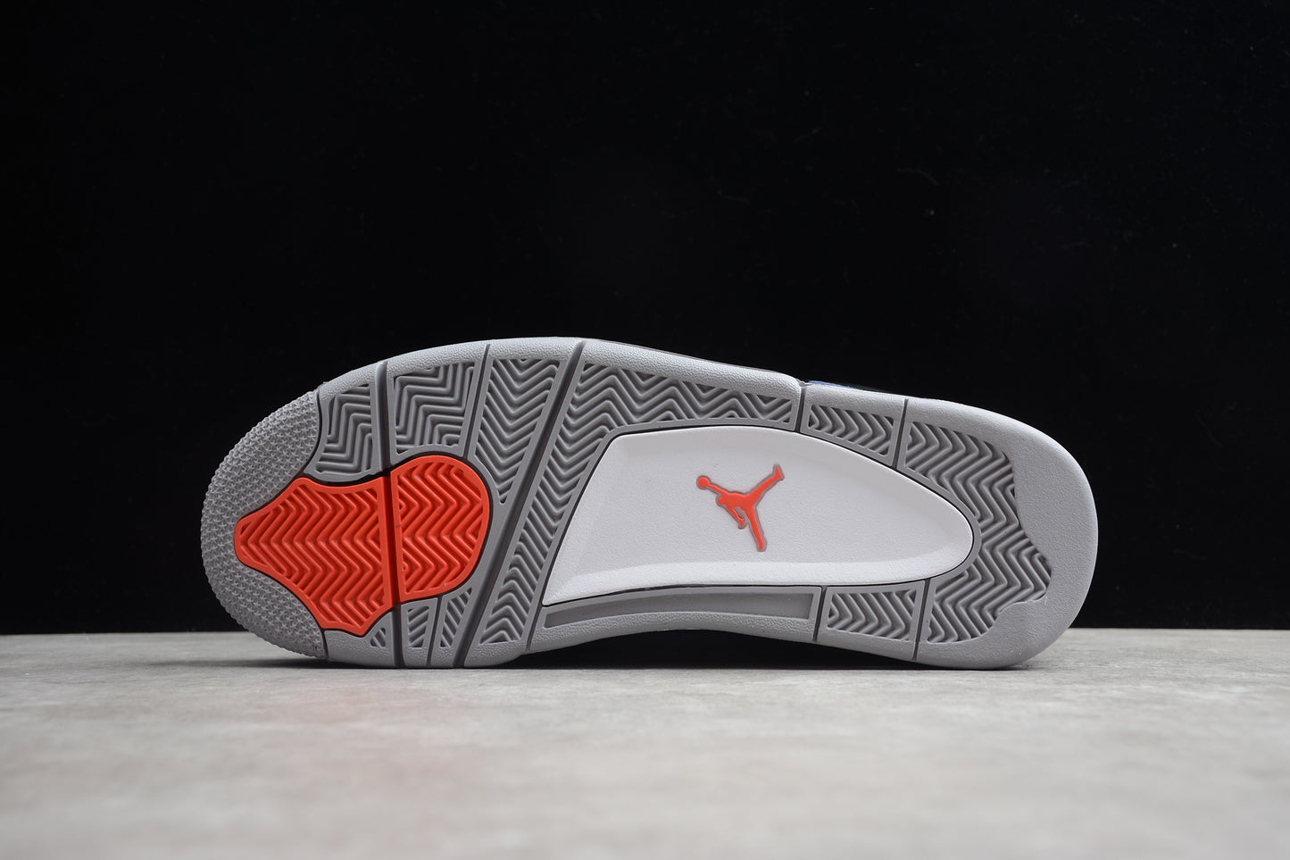 Air Jordan 4 Retro CQ9597-401