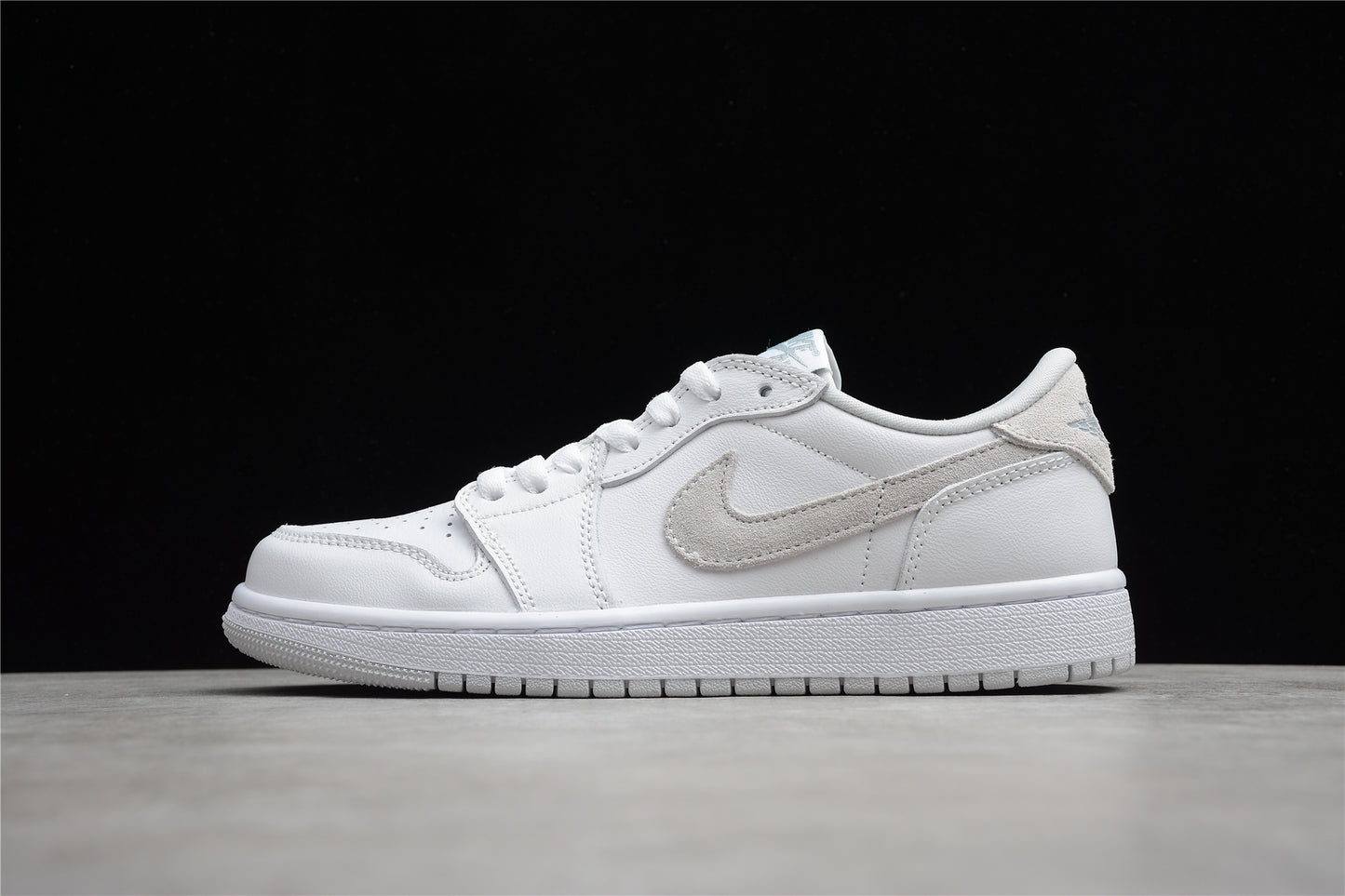Nike Air Jordan 1 Low CZ0558-100