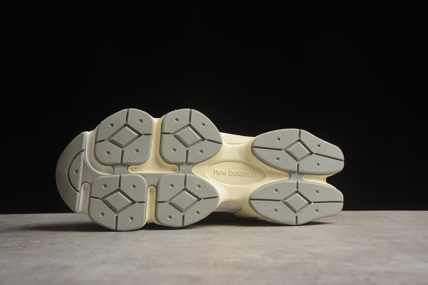 New Balance 9060 U9060VNG