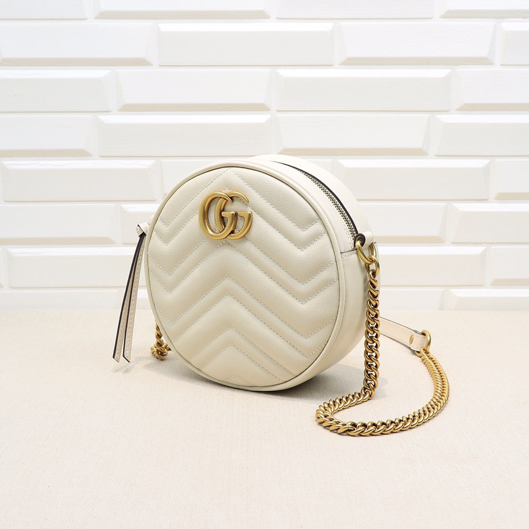 Bolso Gucci Marmount gg redondo claro