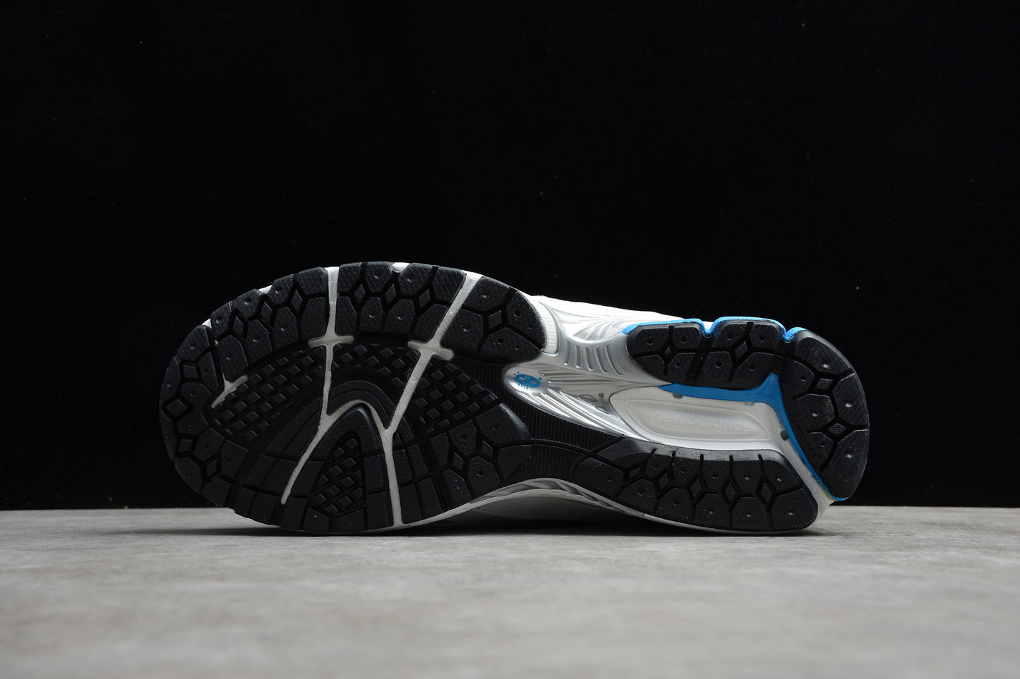 New Balance ML2002RW