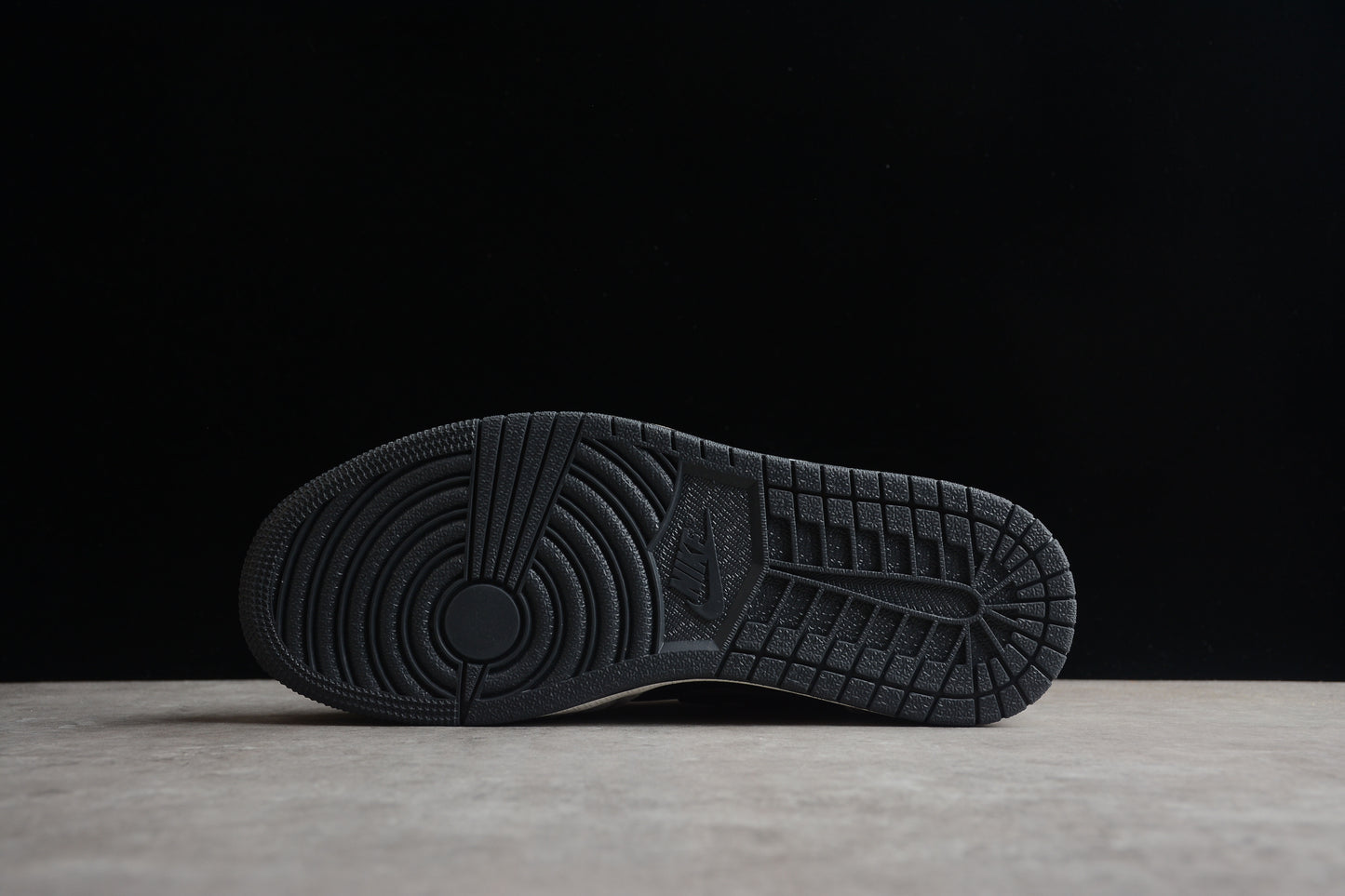 Nike Air Jordan 1 Low DV1762-001