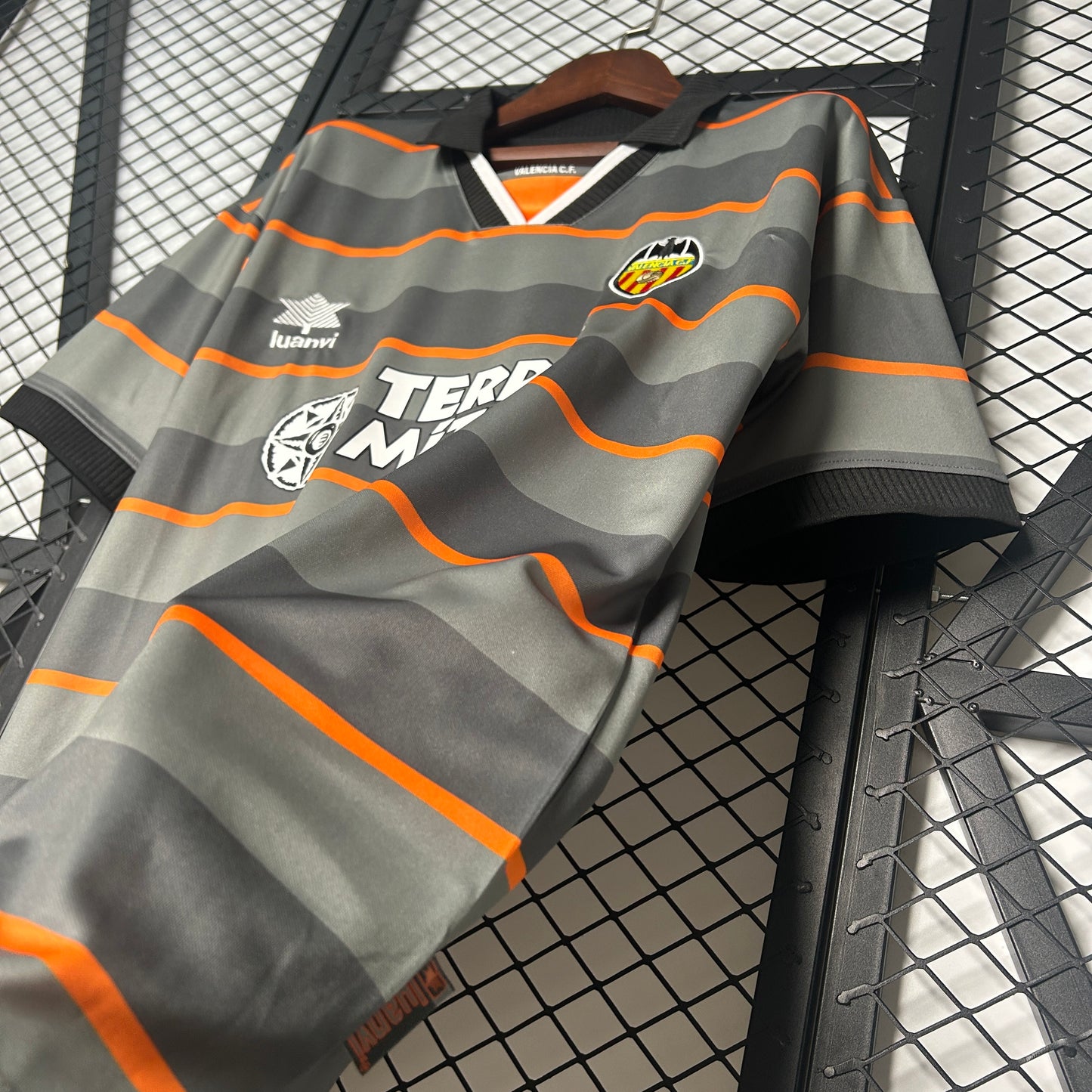 Valencia retro 1999/00 Third