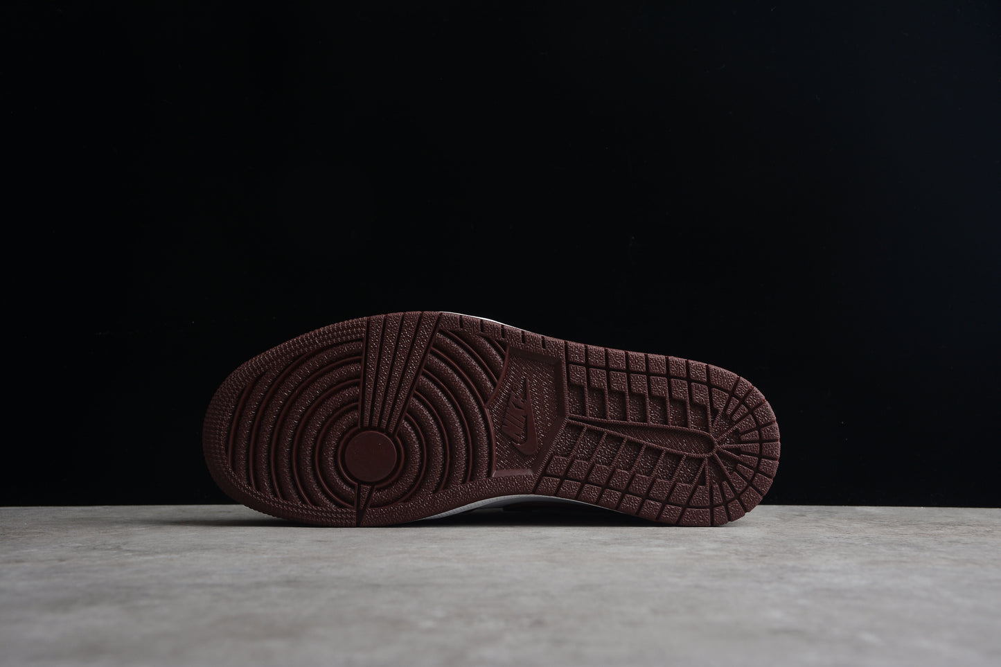 Nike Air Jordan 1 Low Marron - blanca