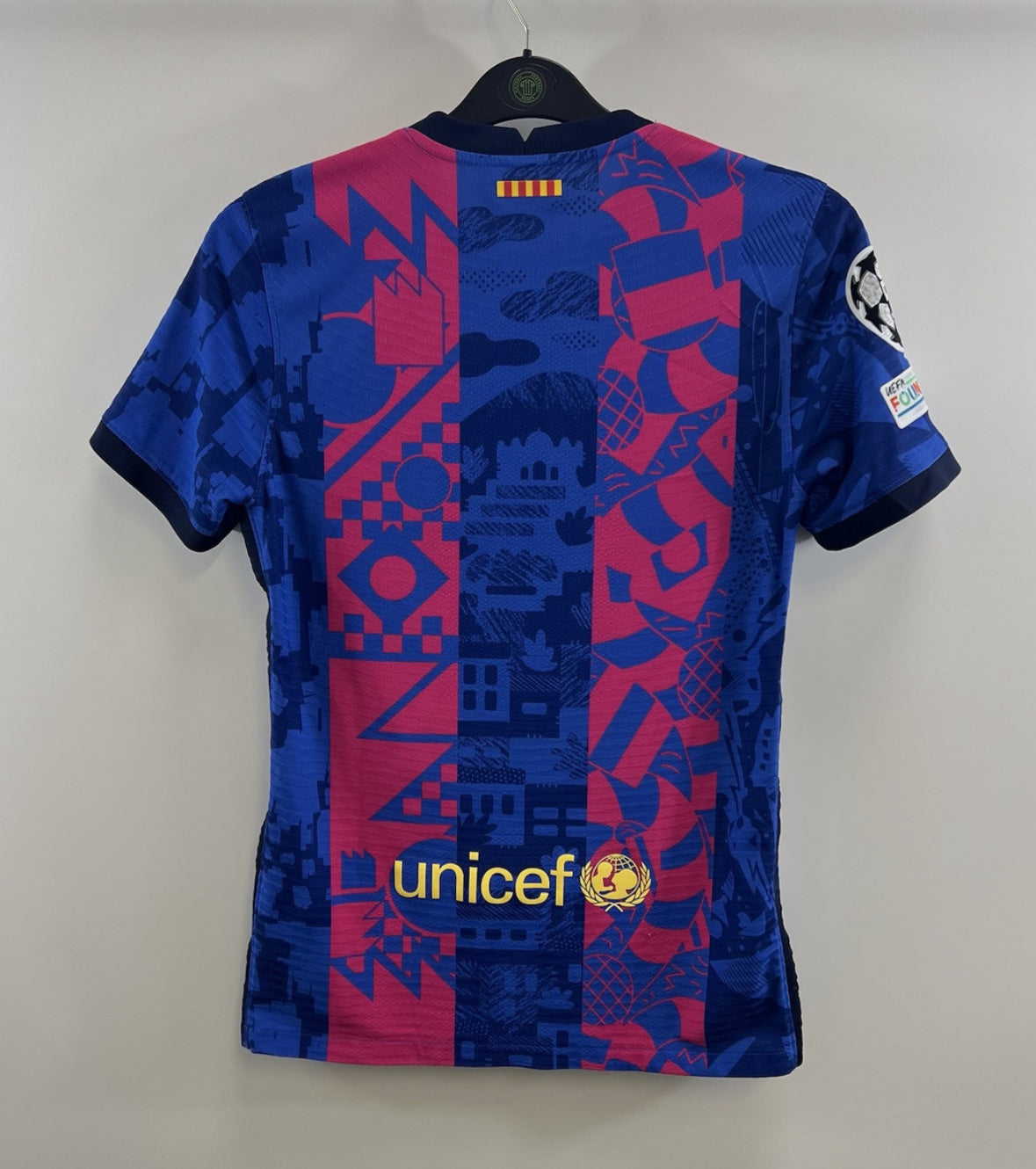 Fútbol Club Barcelona retro 2021/22 Third