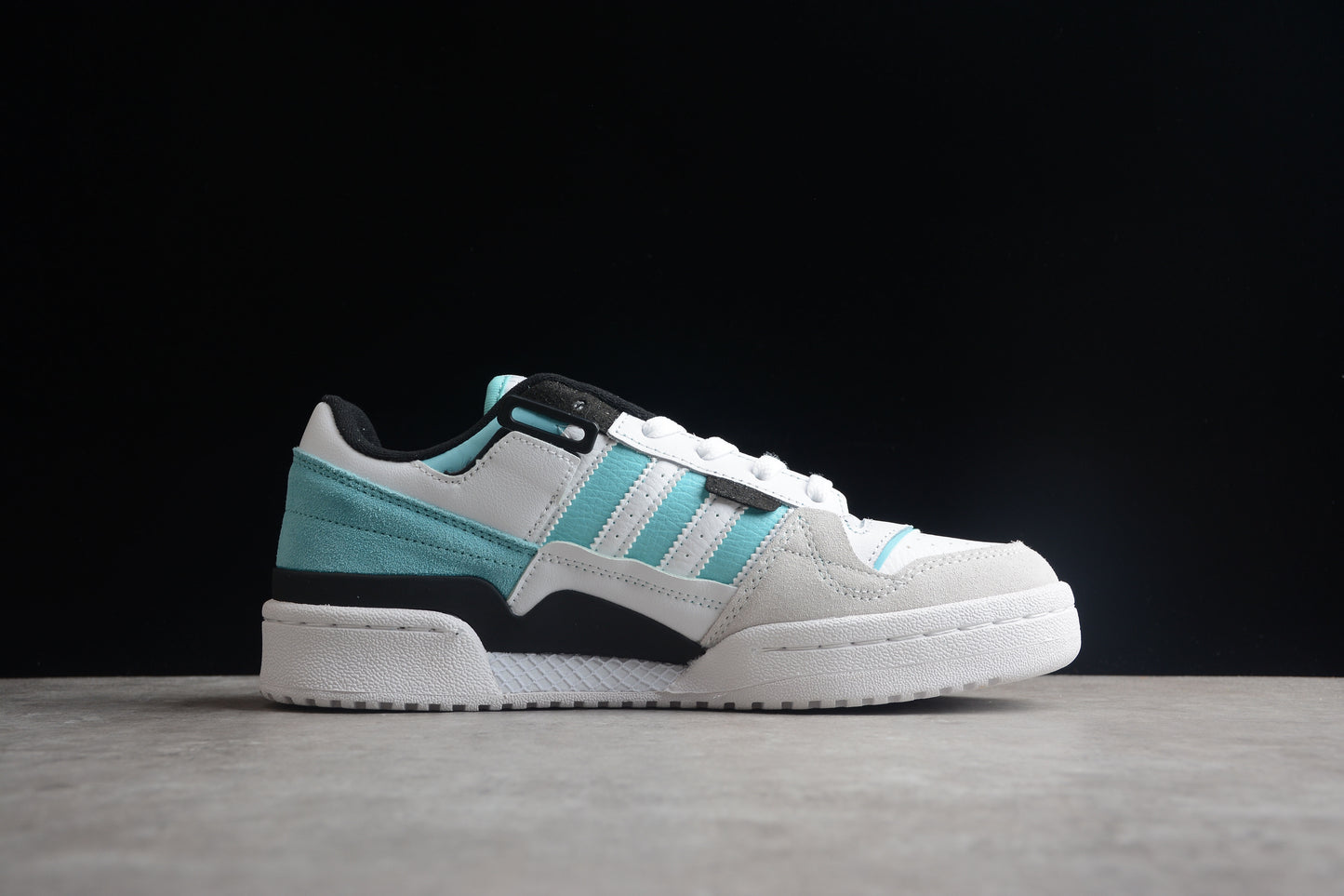 Adidas Forum 84 Low GZ5390