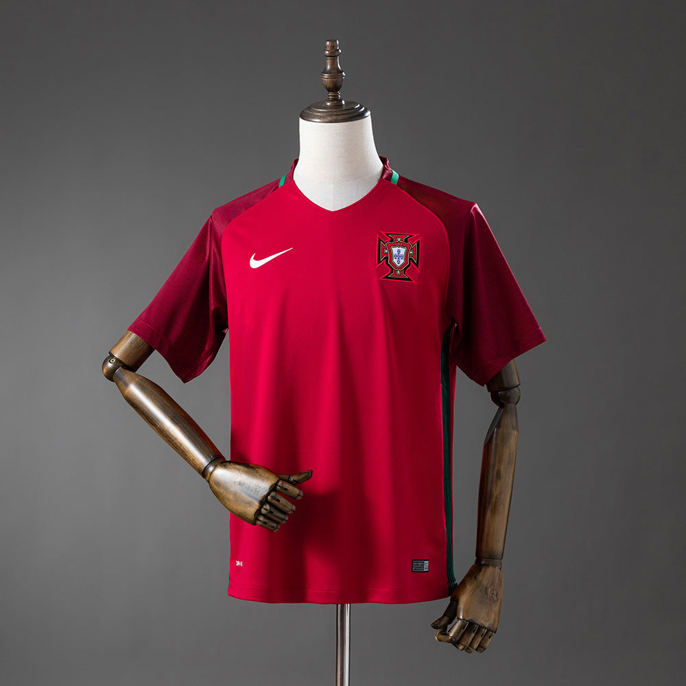 Portugal retro 2018 Home
