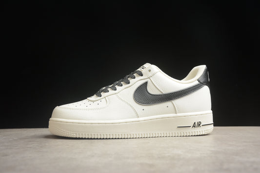 Nike Air Force 1 NY9668 235