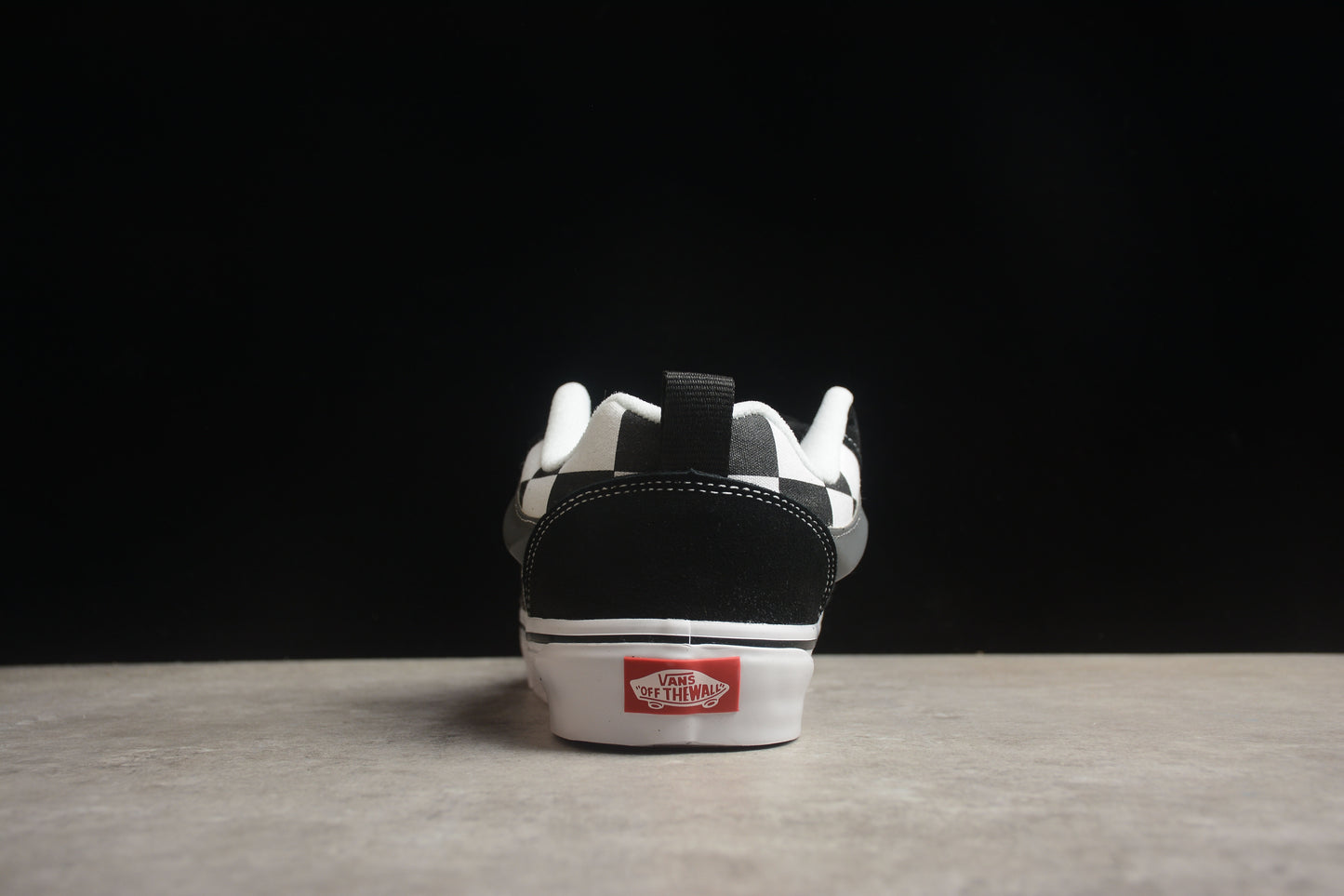 Vans Classics Knu Skool VN0009QCCJJ