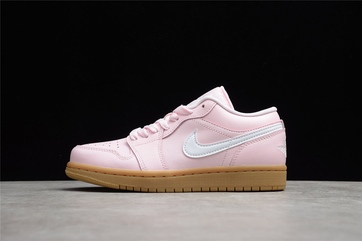 Nike Air Jordan 1 Low Pink Gum DC0774-601