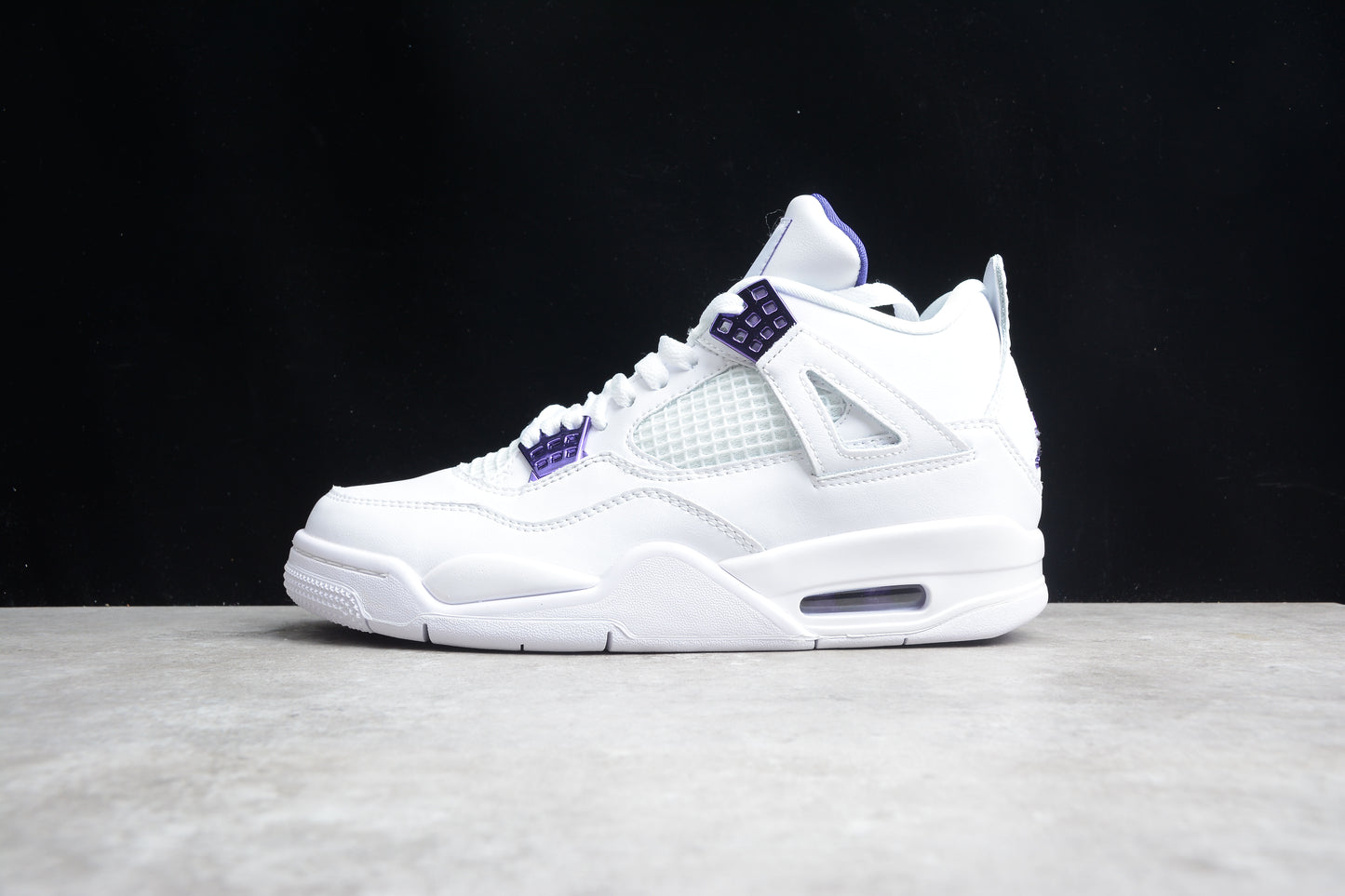 Air Jordan 4 Retro CT8527-115