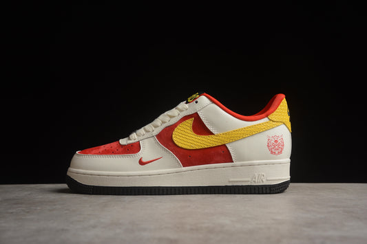 Nike Air Force 1 LX1988-001