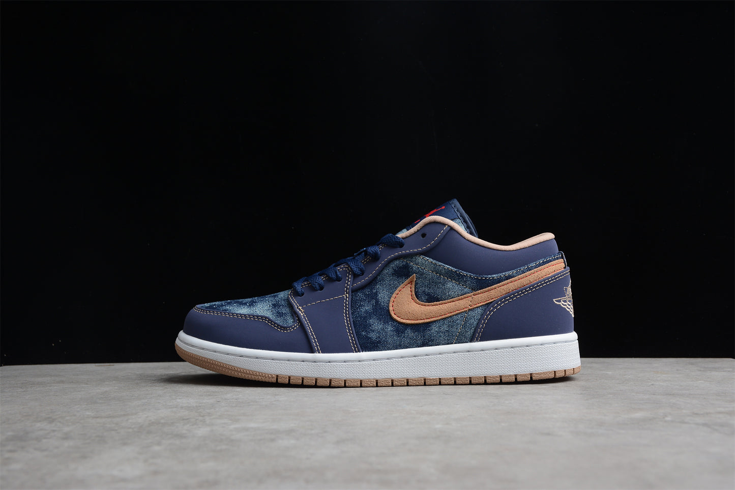 Nike Air Jordan 1 Low DH1259-400