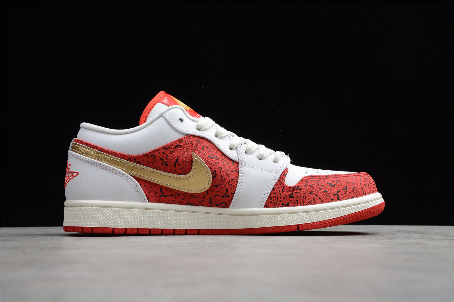 Nike Air Jordan 1 Low DJ5185-100
