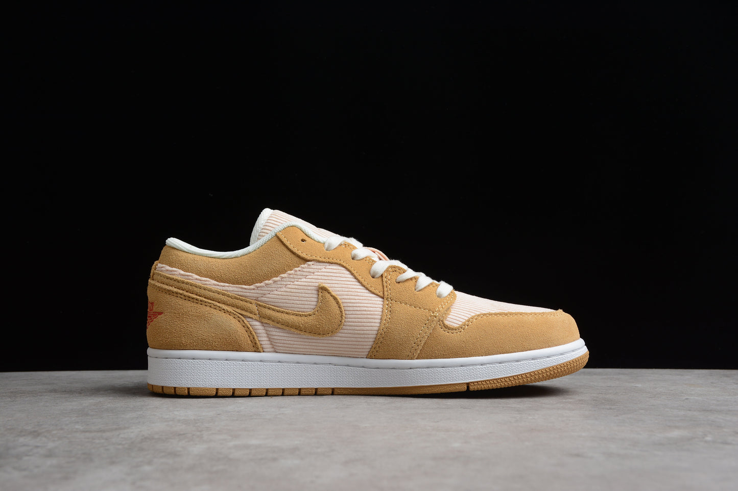 Nike Air Jordan 1 Low DH7820-700