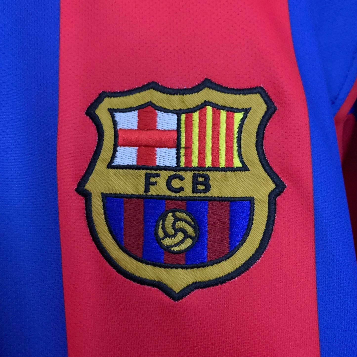 Fútbol Club Barcelona retro 2004/05 Away