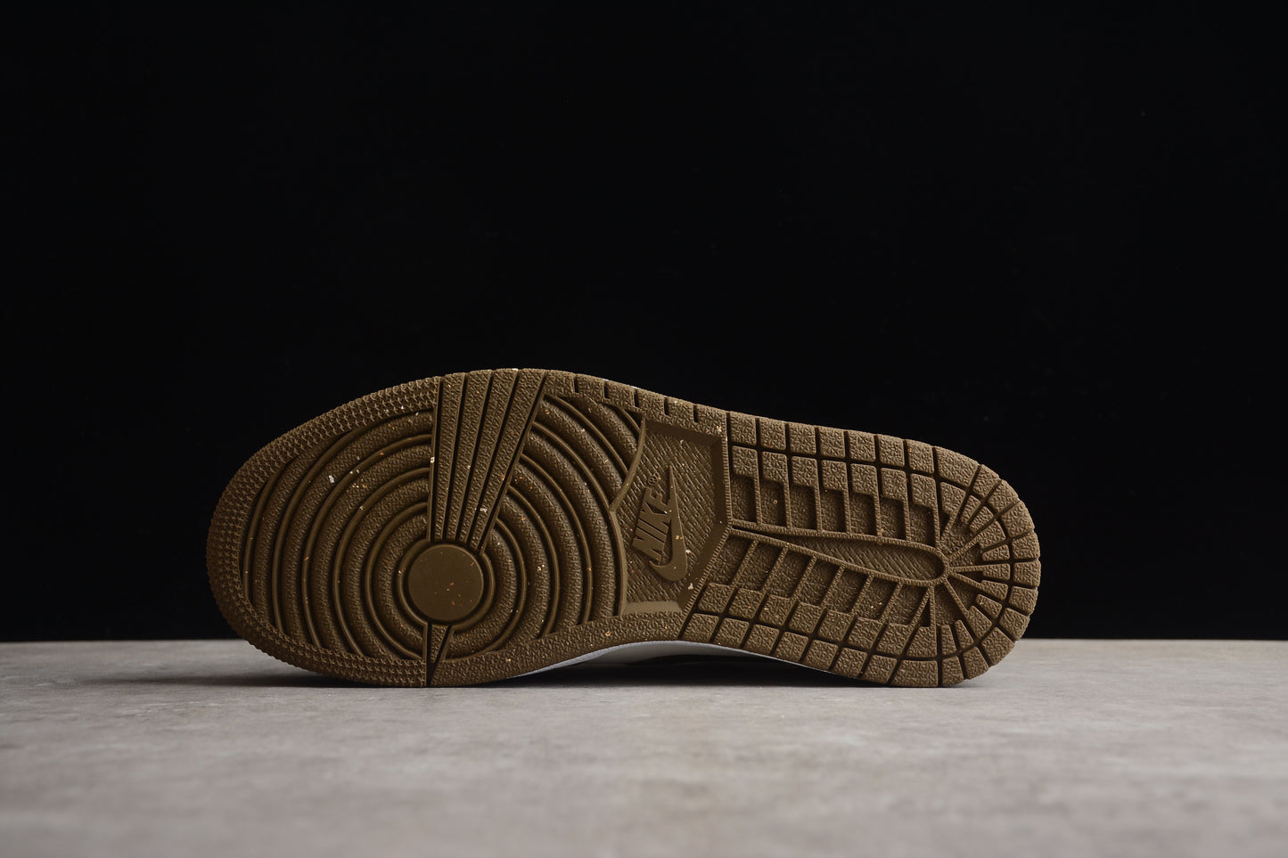 Nike Air Jordan 1 Low DV426-301