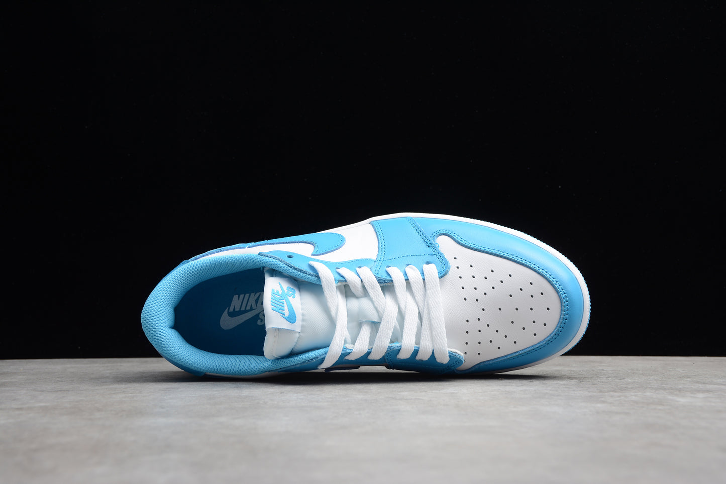 Nike Air Jordan 1 Low CJ7891-401