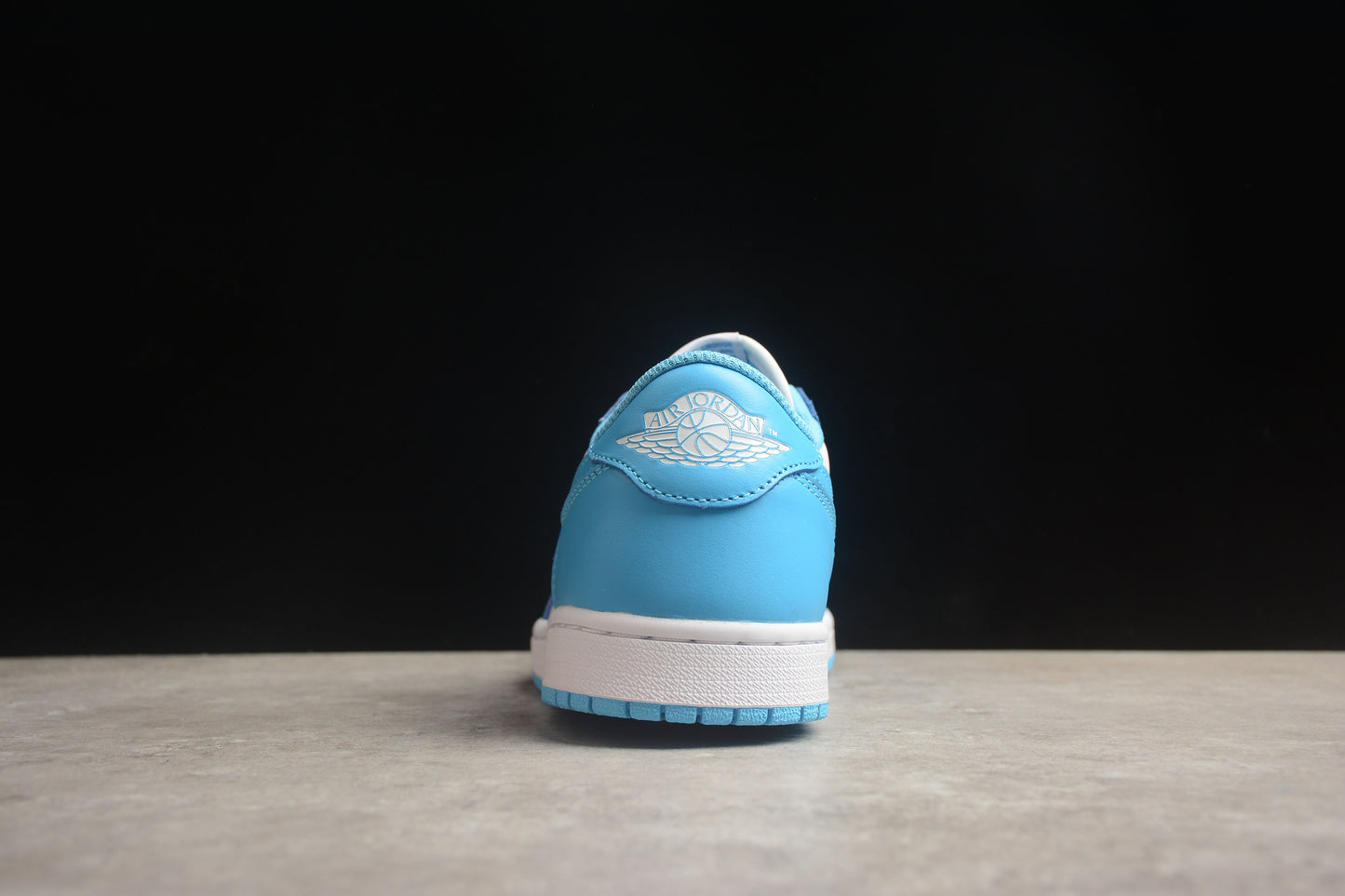 Nike Air Jordan 1 Low CJ7891 401