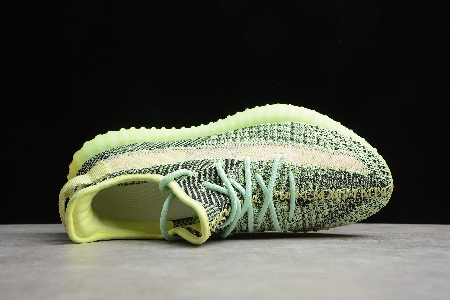 Adidas Yeezy Boost 350V2 FX4130