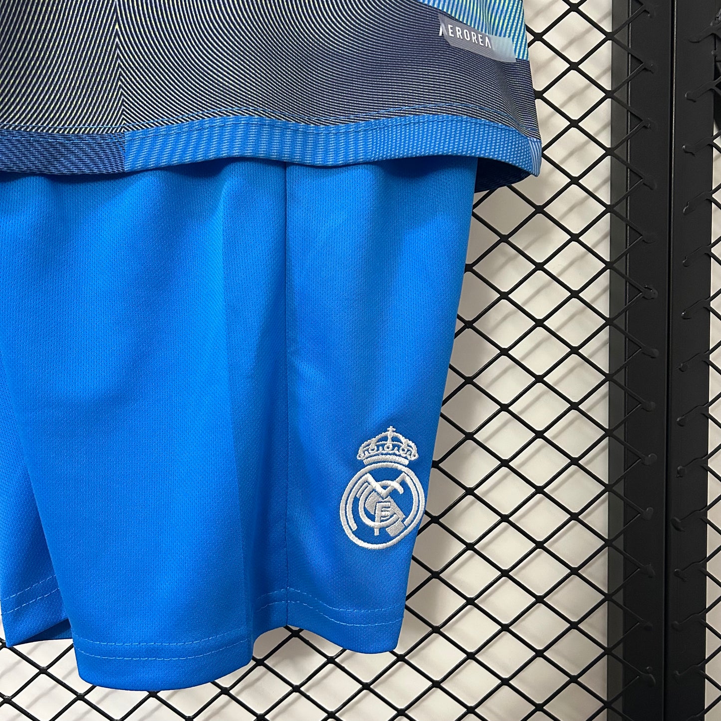 Real Madrid 2025/26 Entrenamiento 1 Kids Version