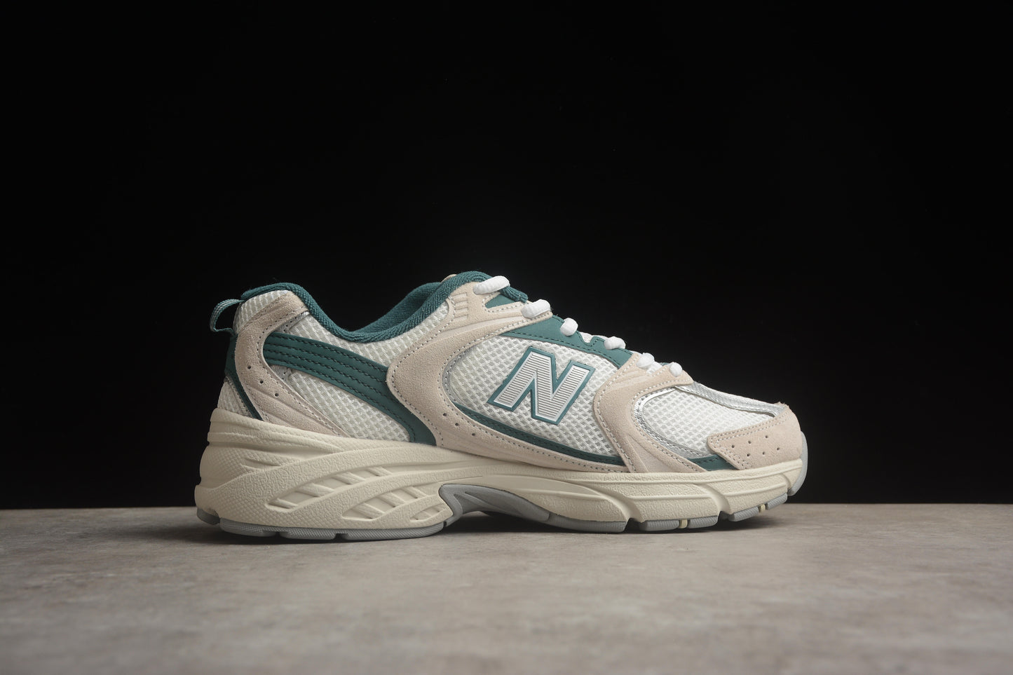 New Balance 530 MR530QA