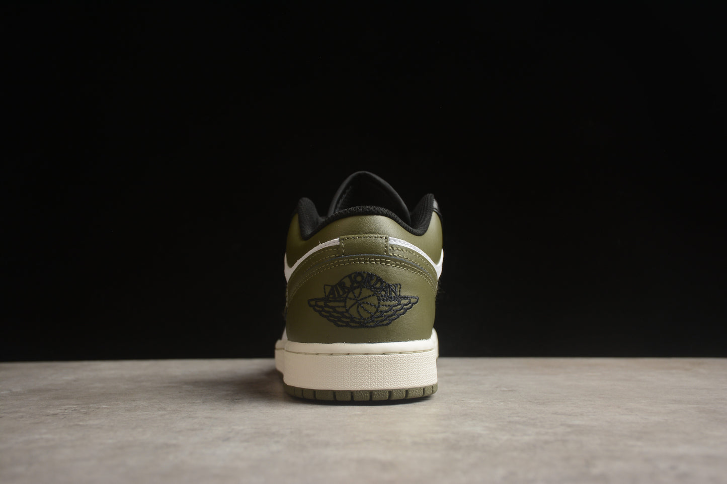 Nike Air Jordan 1 Low 553558-092