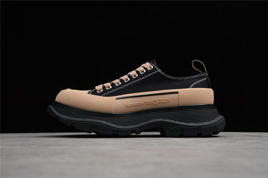Alexander McQueen 24