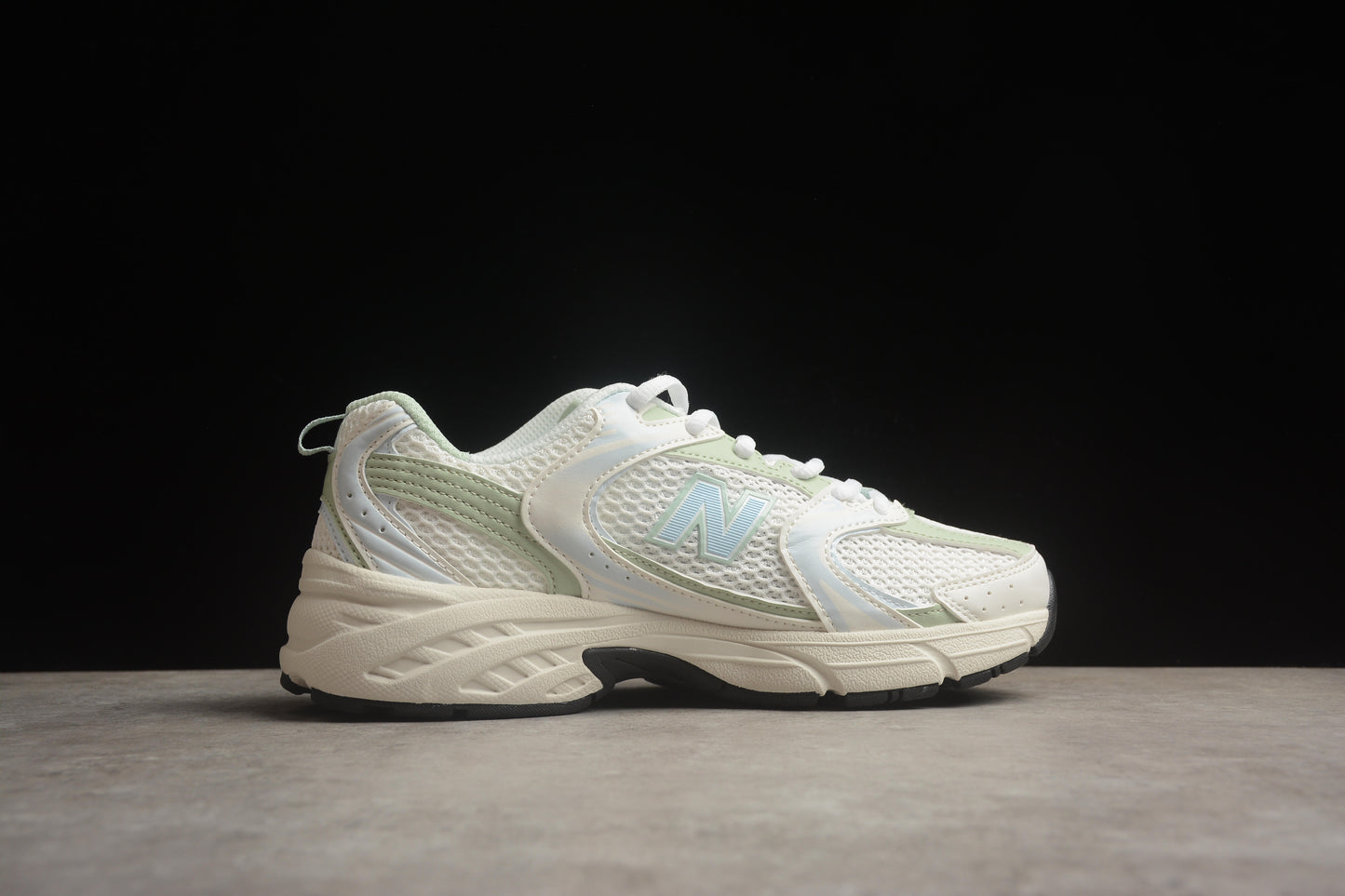 New Balance 530 MR530ZO