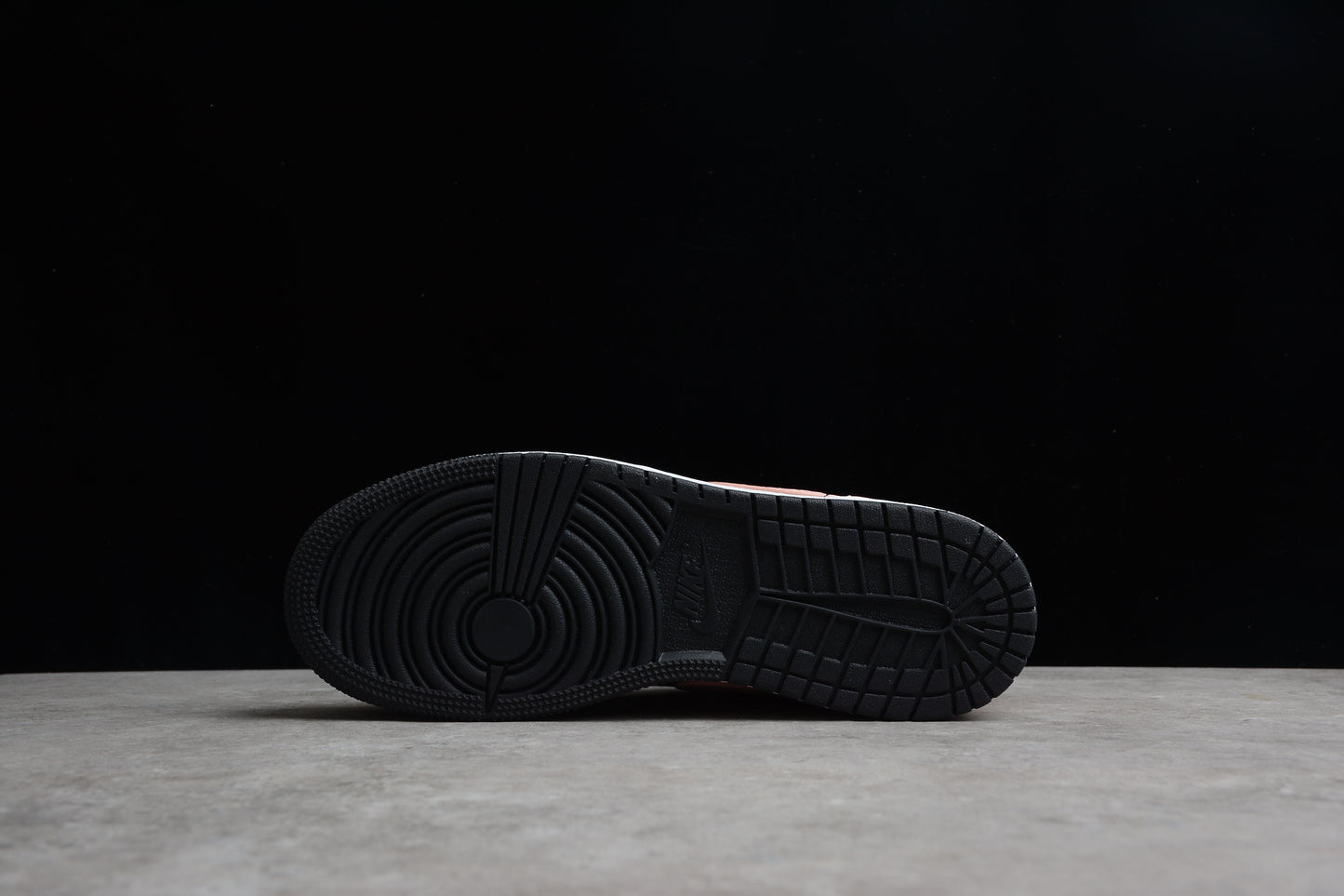Nike Air Jordan 1 Low 553560-034
