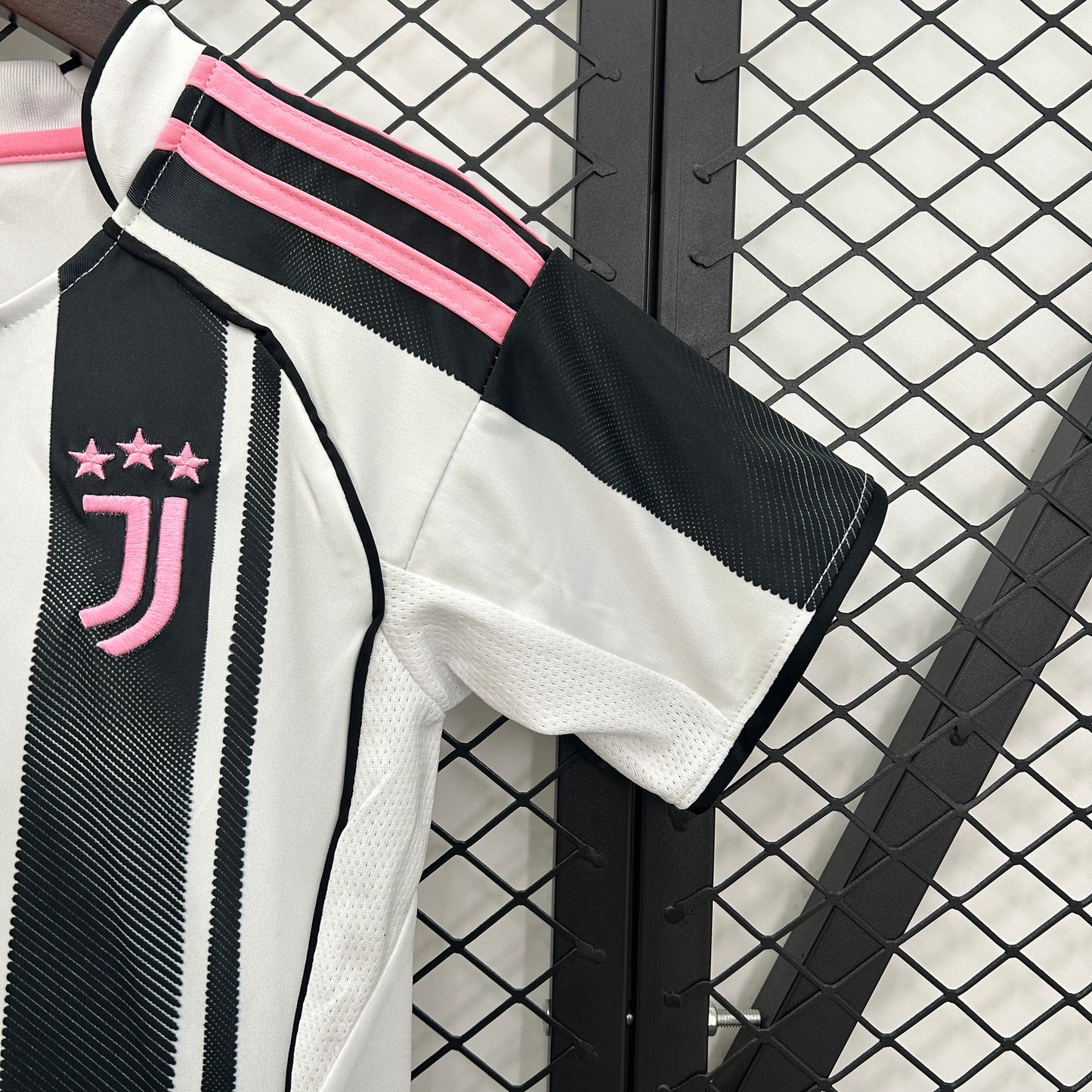 Juventus 2025/26 Home Kids Version