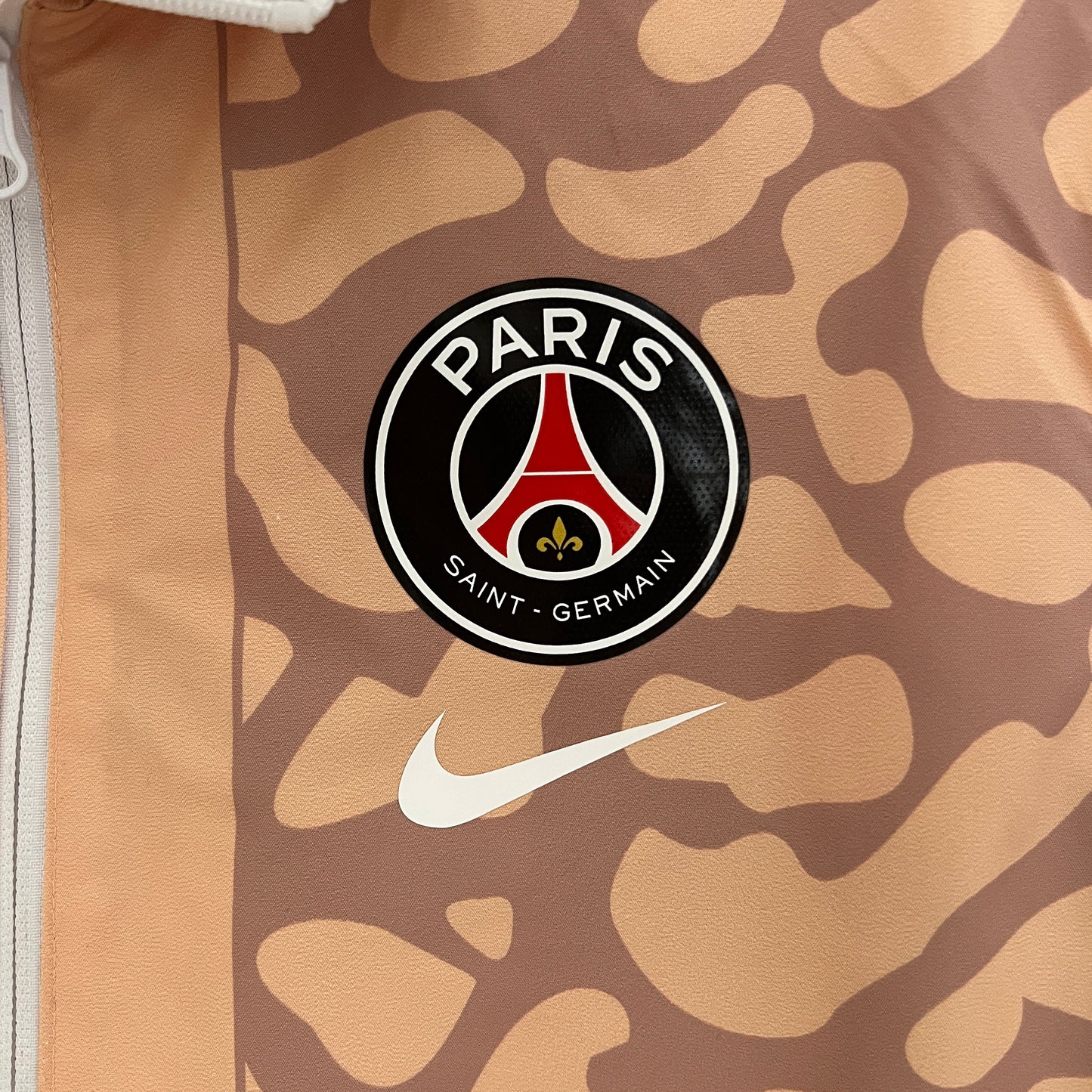 PSG 2023-24 reversible