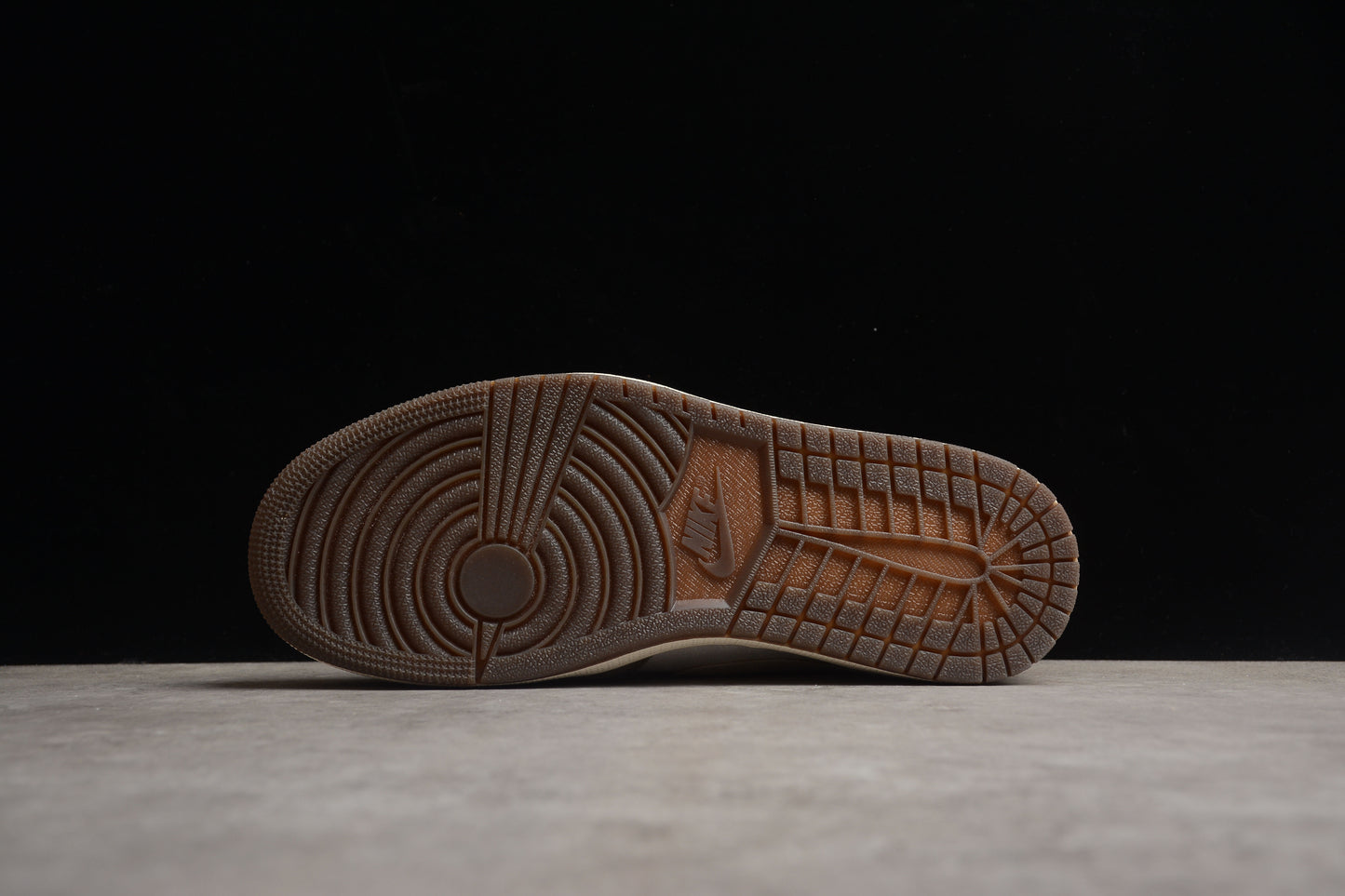 Nike Air Jordan 1 Low DV1312-200
