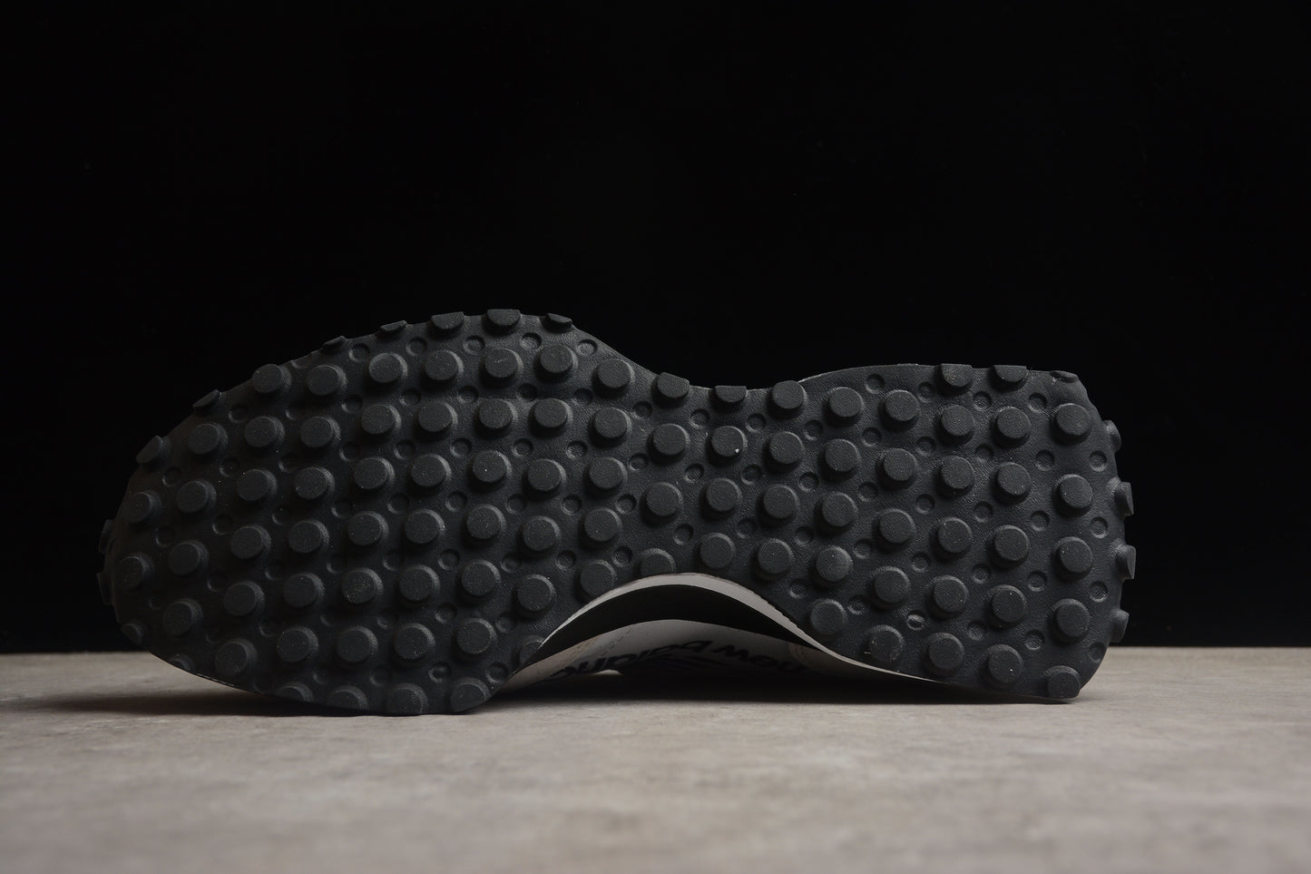 New Balance MS327 MS327BW1