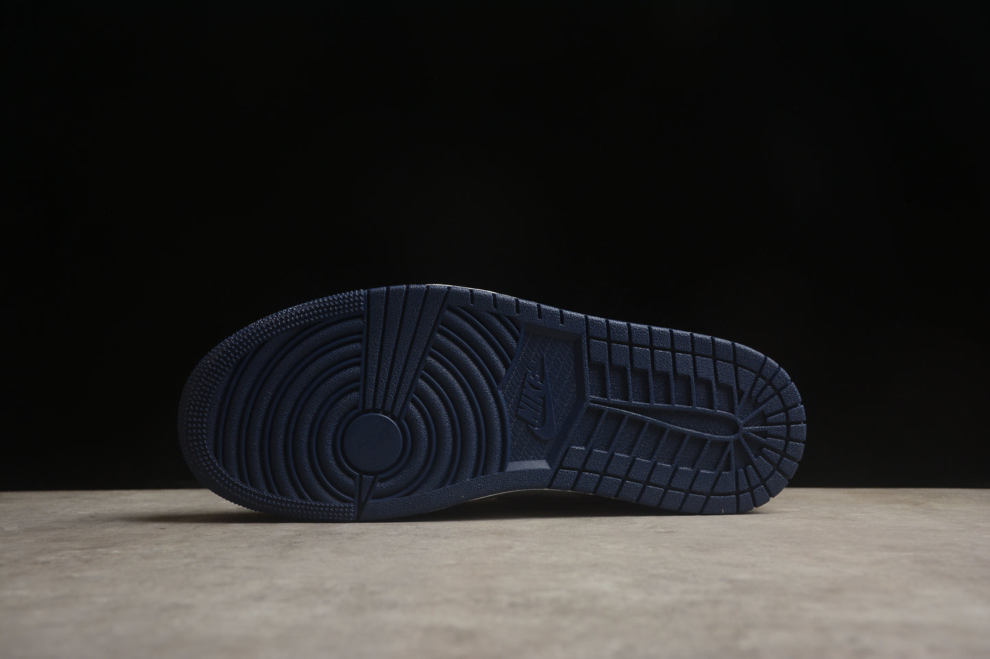 Nike Air Jordan 1 Low 553558-141