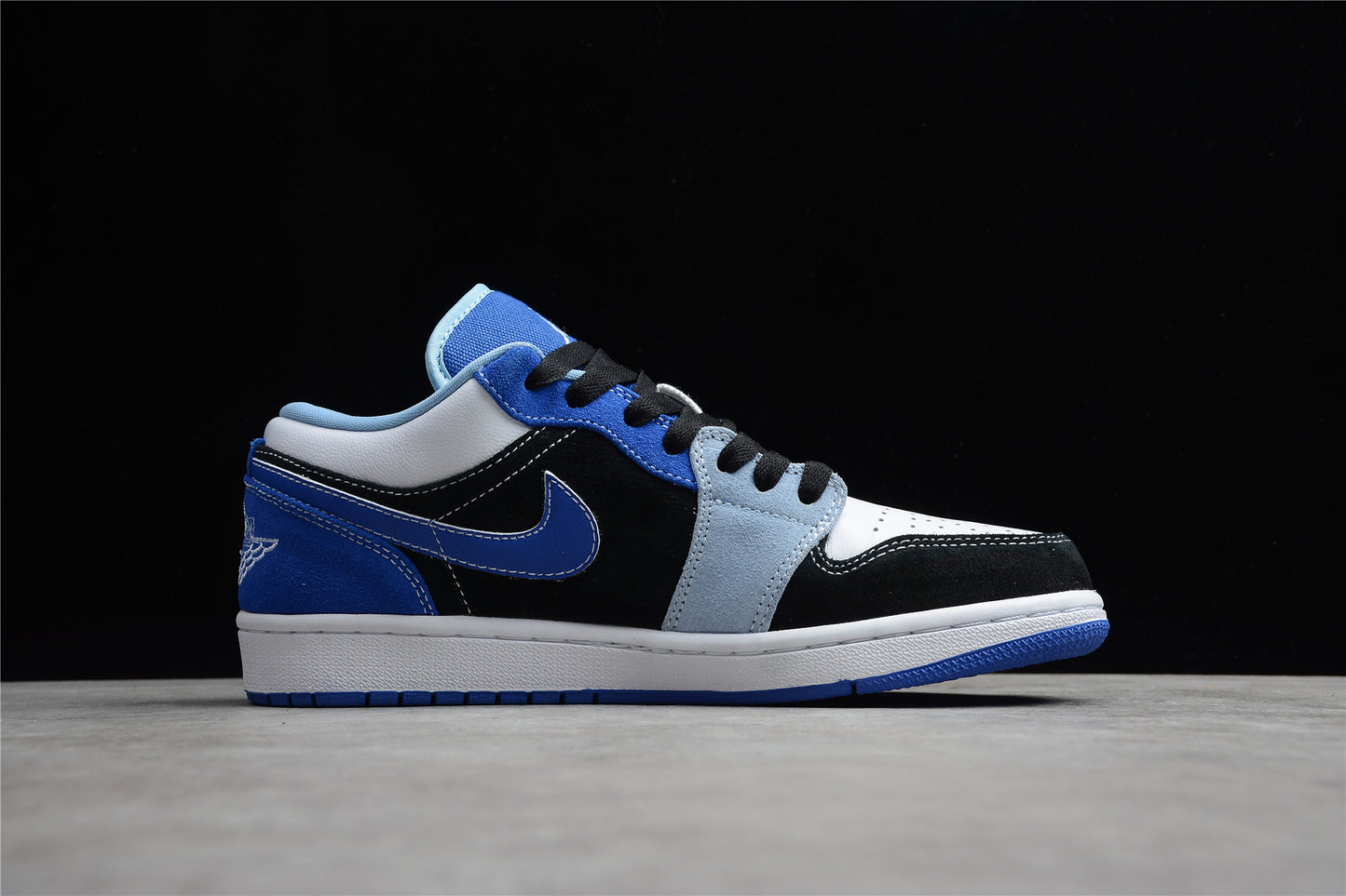 Nike Air Jordan 1 Low DH0206-400