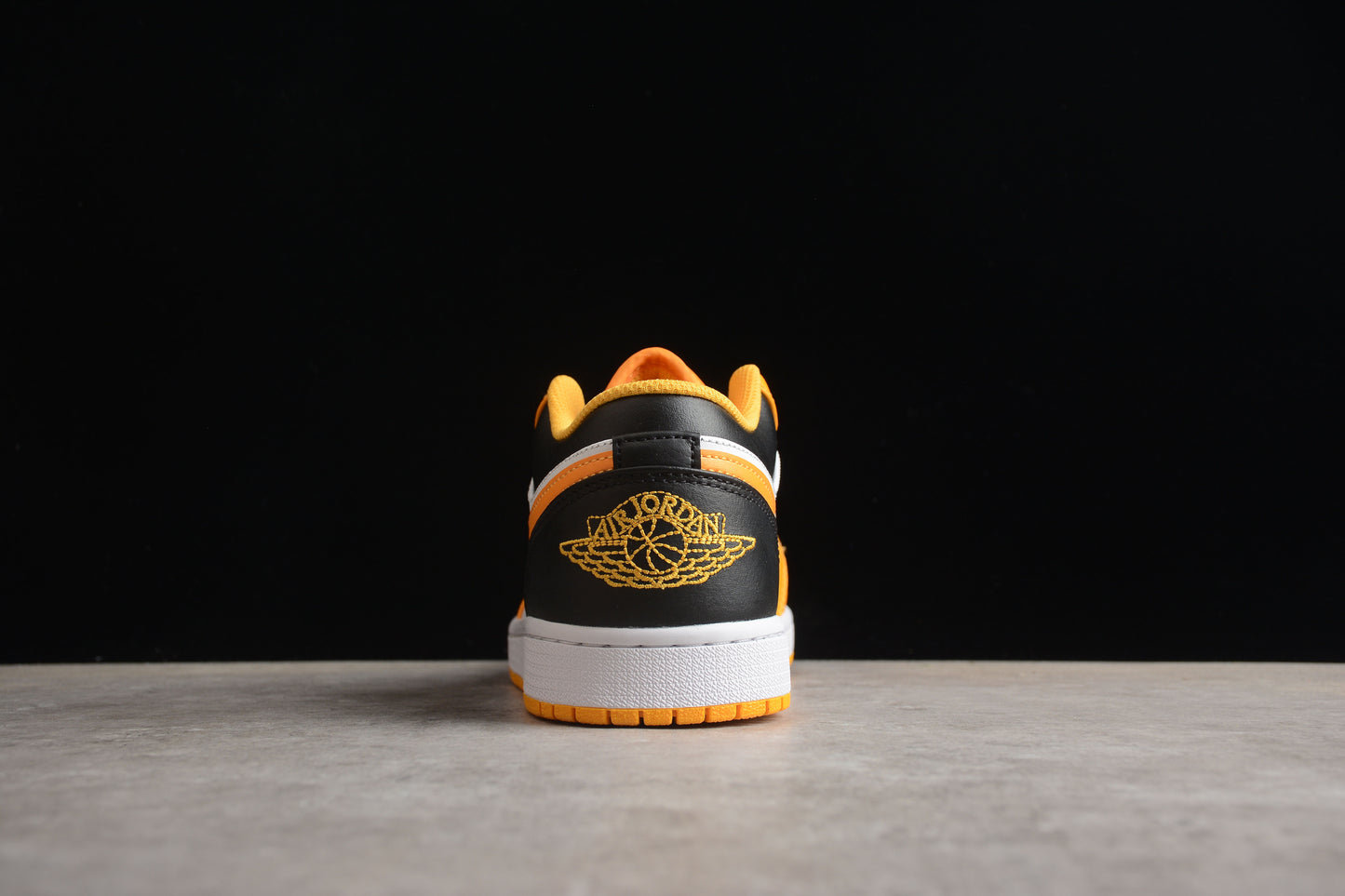 Nike Air Jordan 1 Low 553558-70