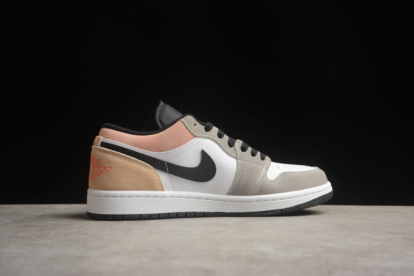 Nike Air Jordan 1 Low DX4334-008