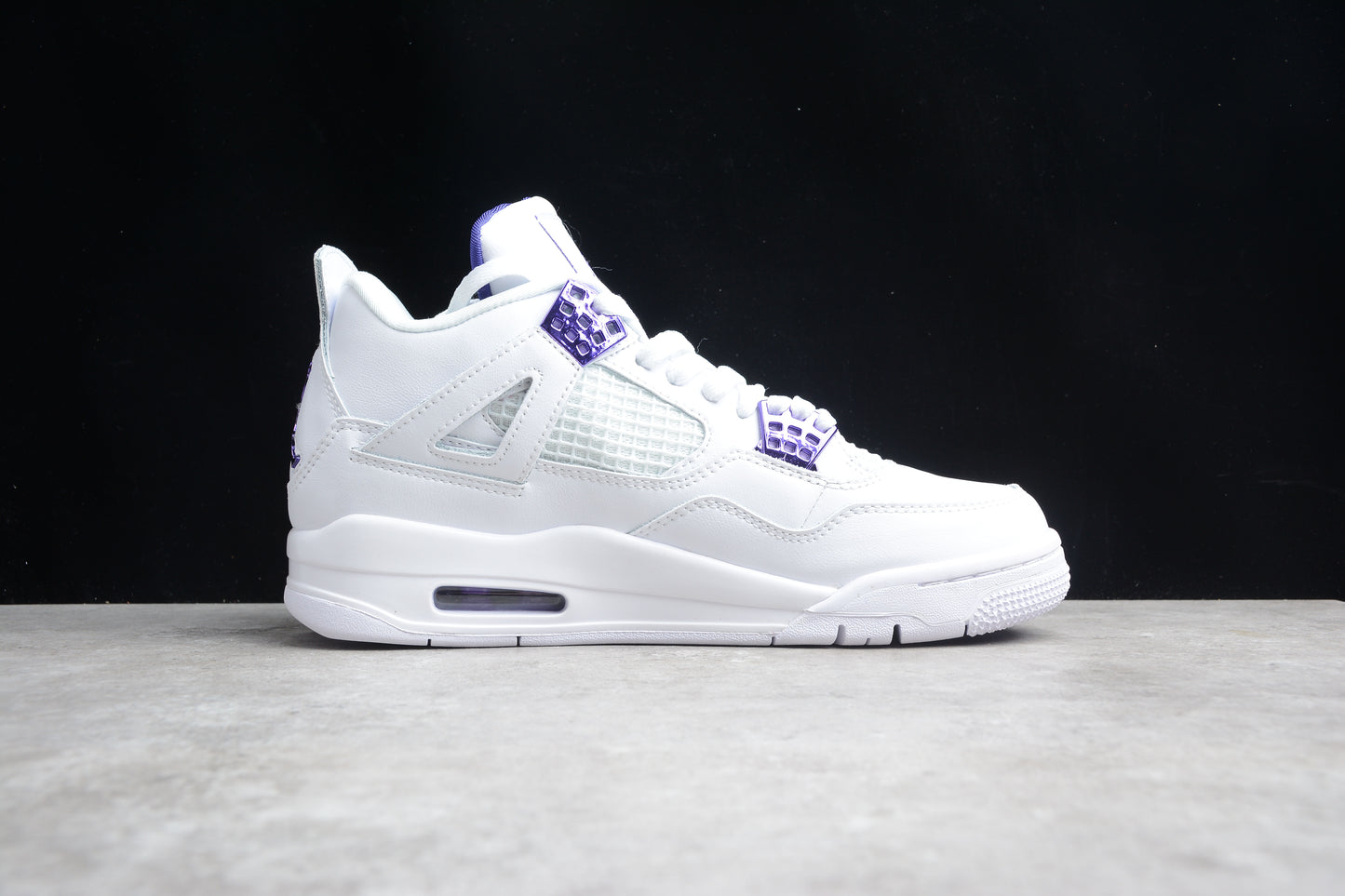 Air Jordan 4 Retro CT8527-115