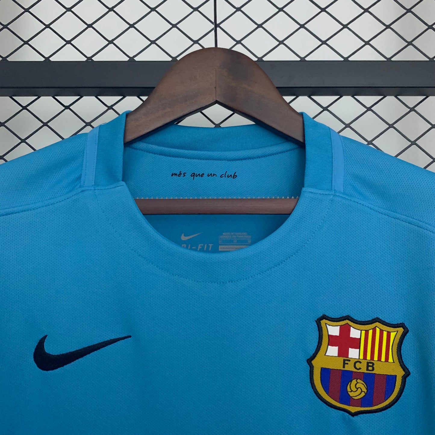 Fútbol Club Barcelona retro 2015/16 Third
