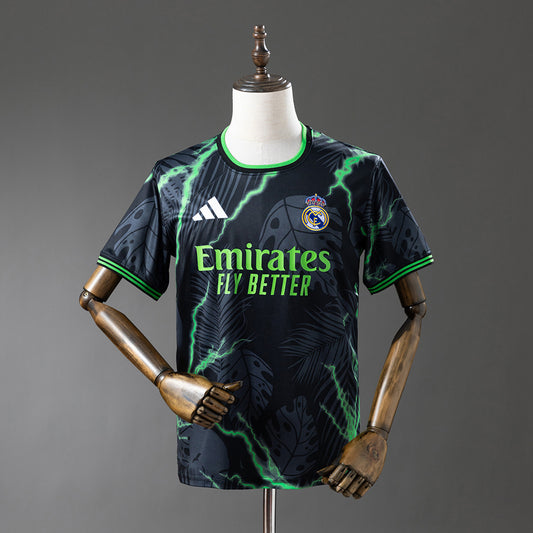 Real Madrid 25/26 Edición Especial Fan version