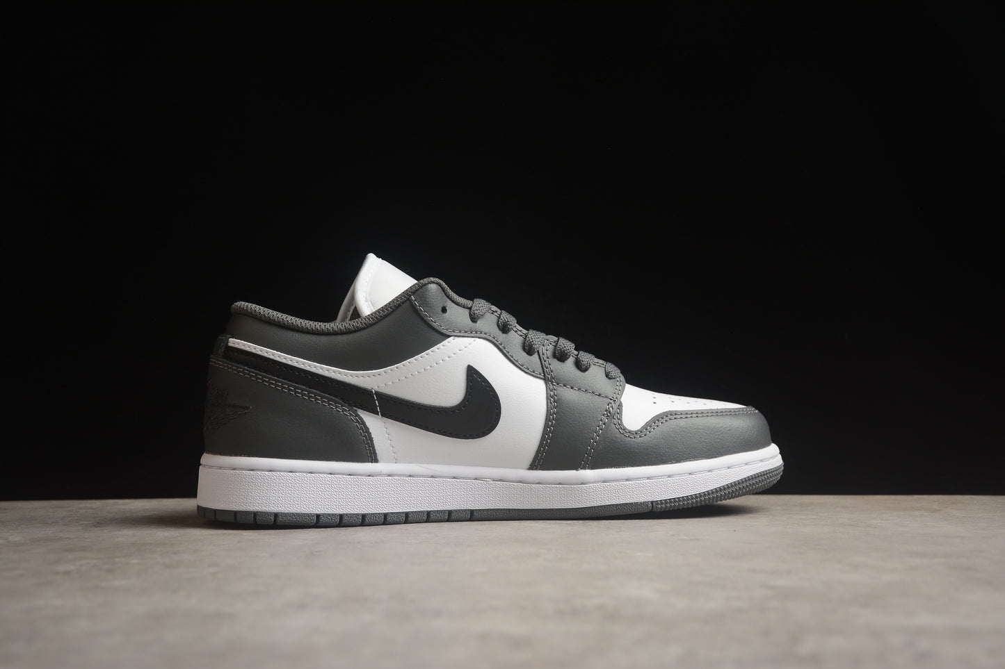 Nike Air Jordan 1 Low 553558-152