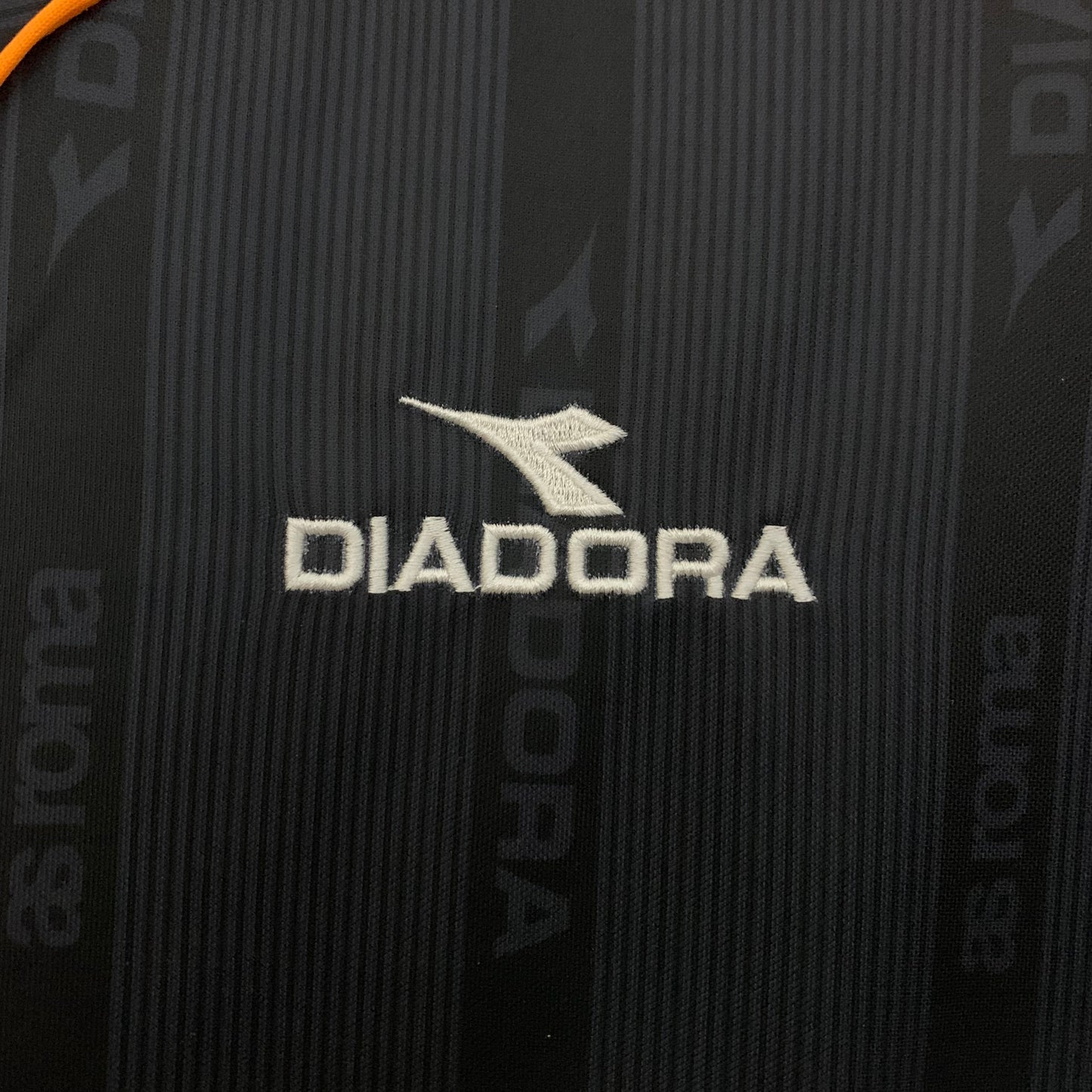 AS Roma retro 1999/00 Away