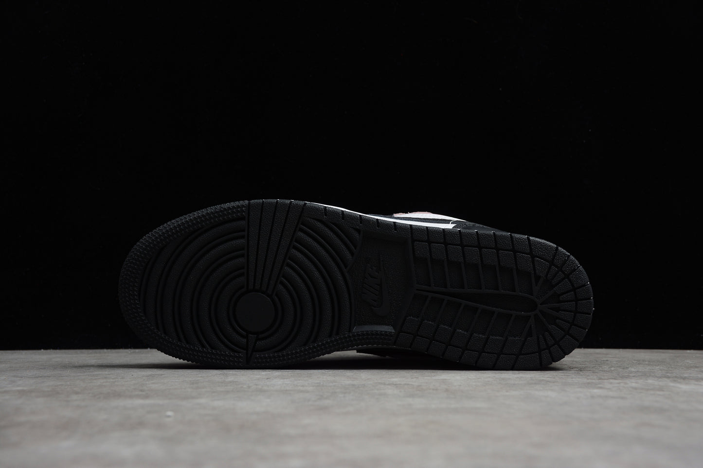 Nike Air Jordan 1 Low 554723-601