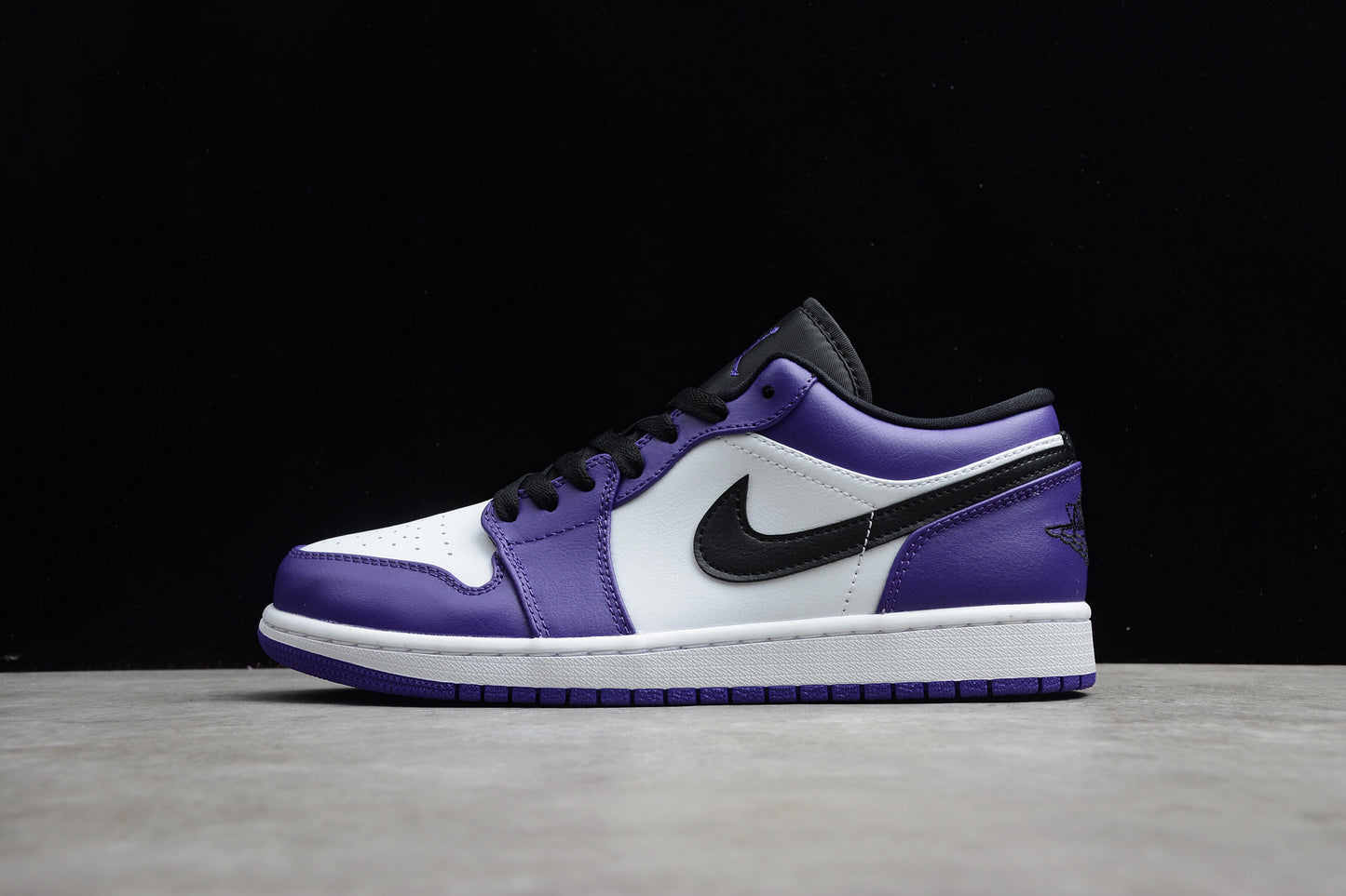 Nike Air Jordan 1 Low 553558-500