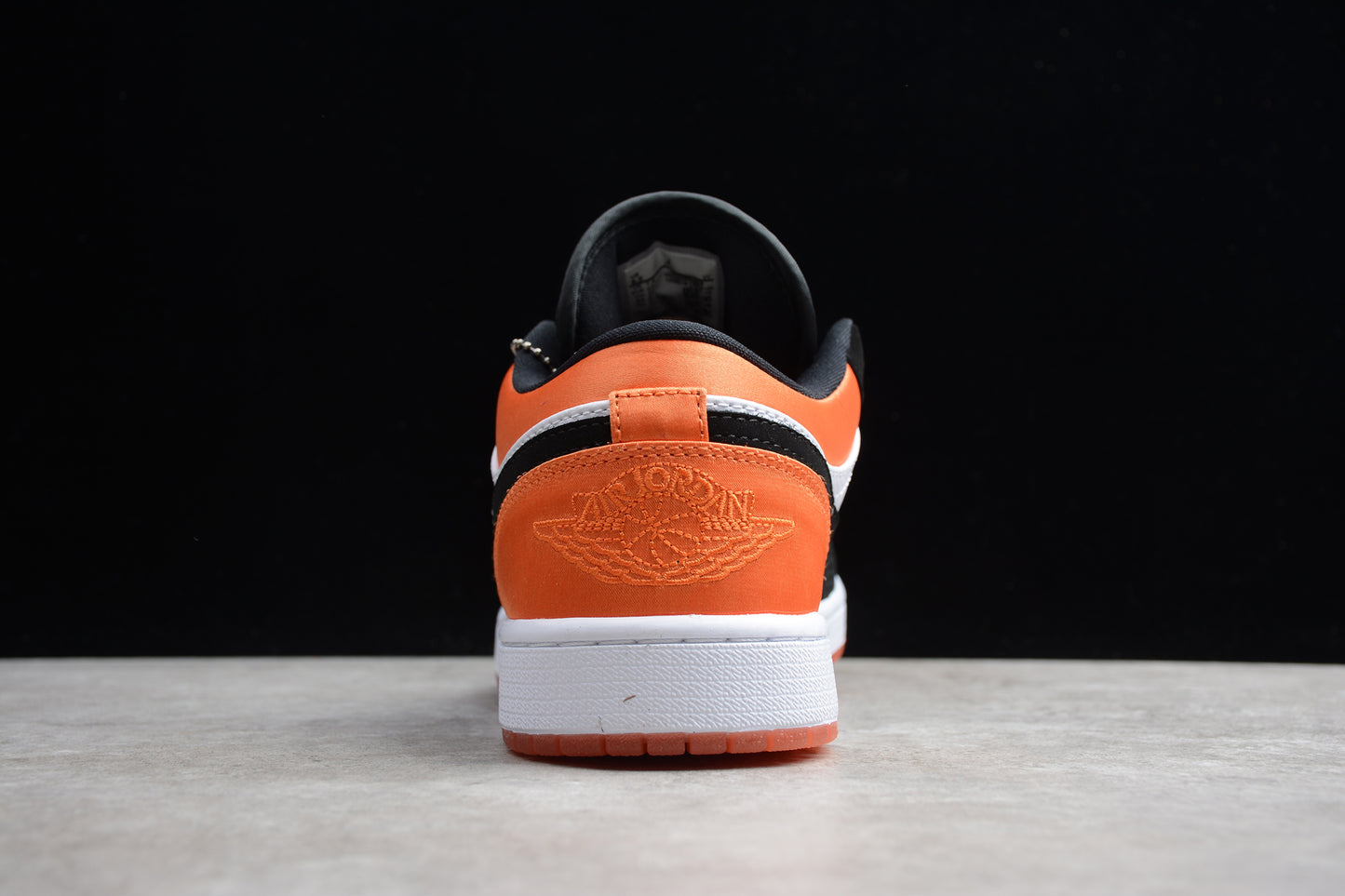 Nike Air Jordan 1 Low 553558-010