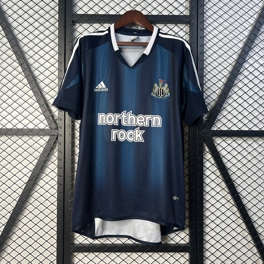 Newcastle United retro 2005/06 Away