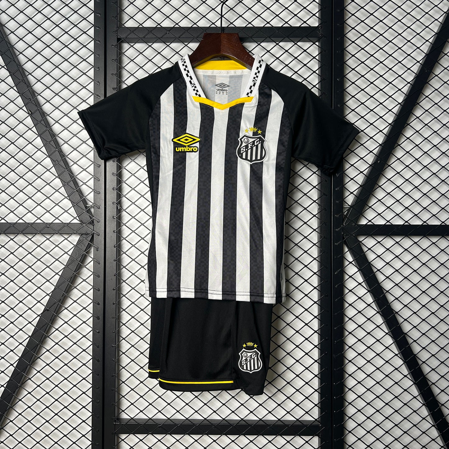 Santos Brazil 2025/26 Away Kids Version
