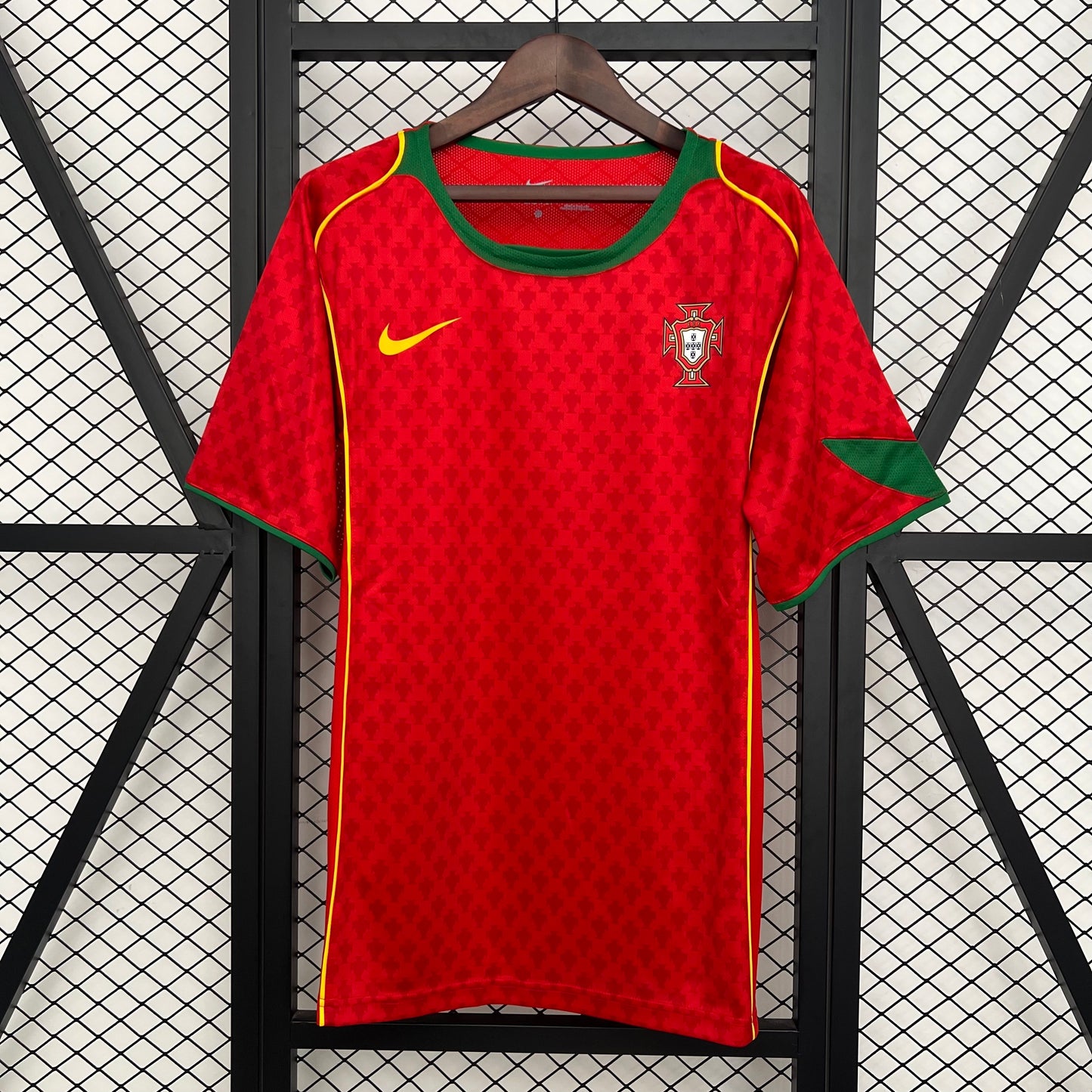 Portugal retro 2004 Home